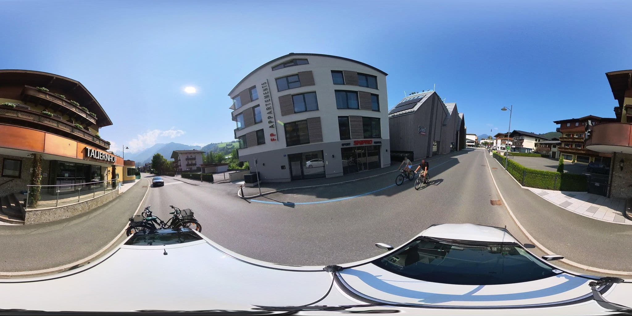 Street view near Hotel, Gasthaus-/hof, Restaurant Hotel Zur Mühle, Kaprun — © osmplus_org (CC BY-SA · Mapillary)