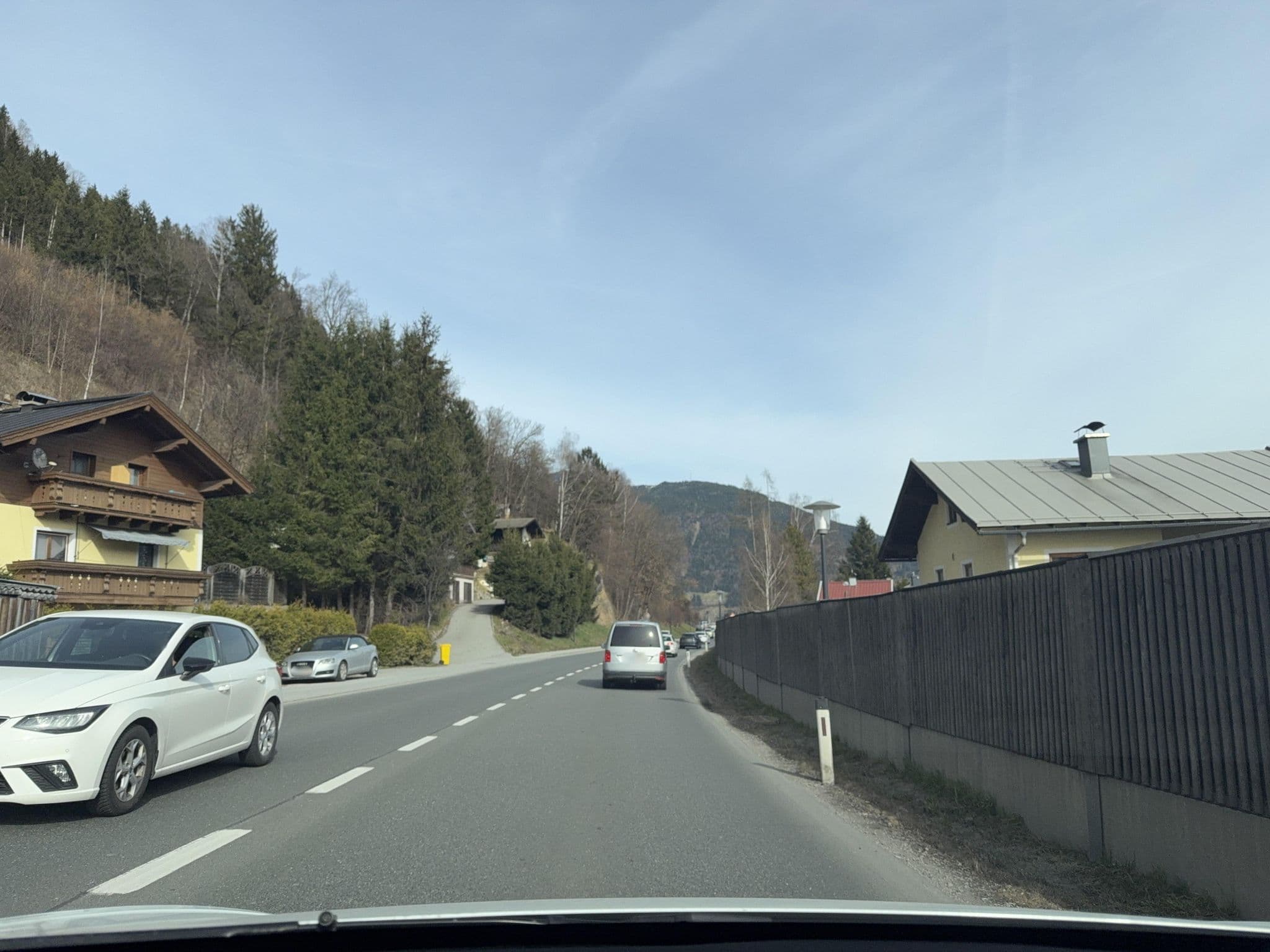 Street view near Alpenheim, Kaprun — © ottor (CC BY-SA · Mapillary)