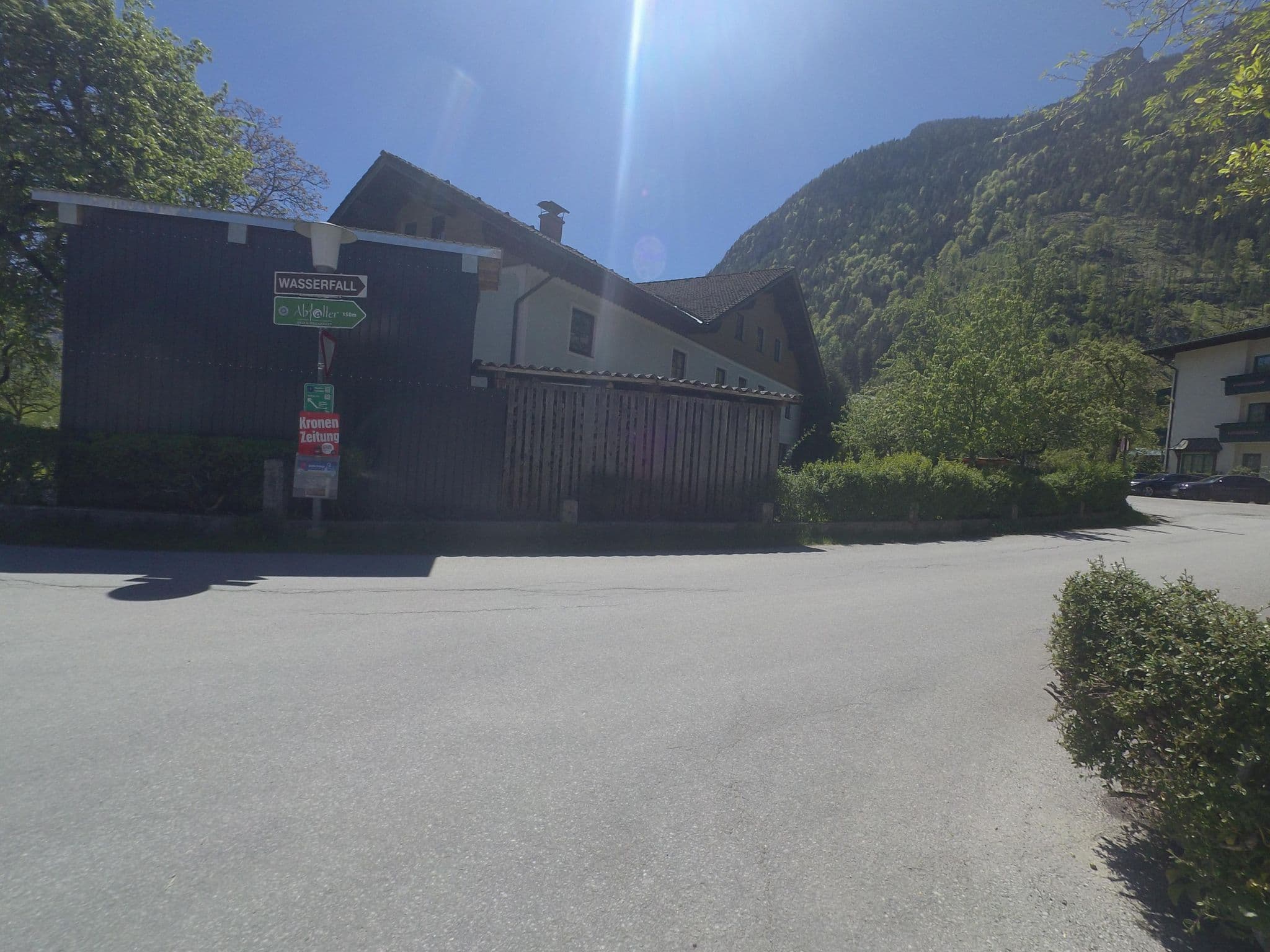 Street view near Johann Lacher Gastbetriebe, Golling an der Salzach — © schermy_at (CC BY-SA · Mapillary)