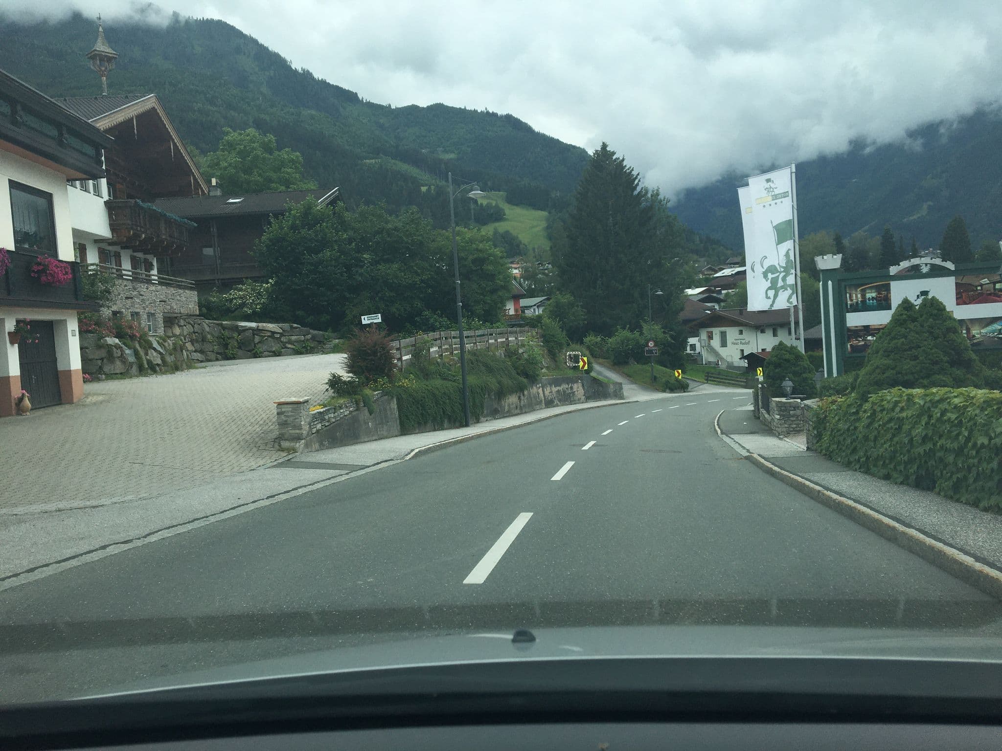 Street view near Room 109, Kaprun — © chicc0 (CC BY-SA · Mapillary)