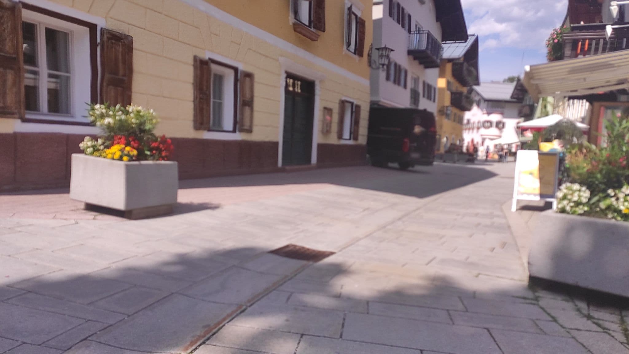 Street view near Steinerwirt, Lofer — © consens_verkehrsplanung (CC BY-SA · Mapillary)