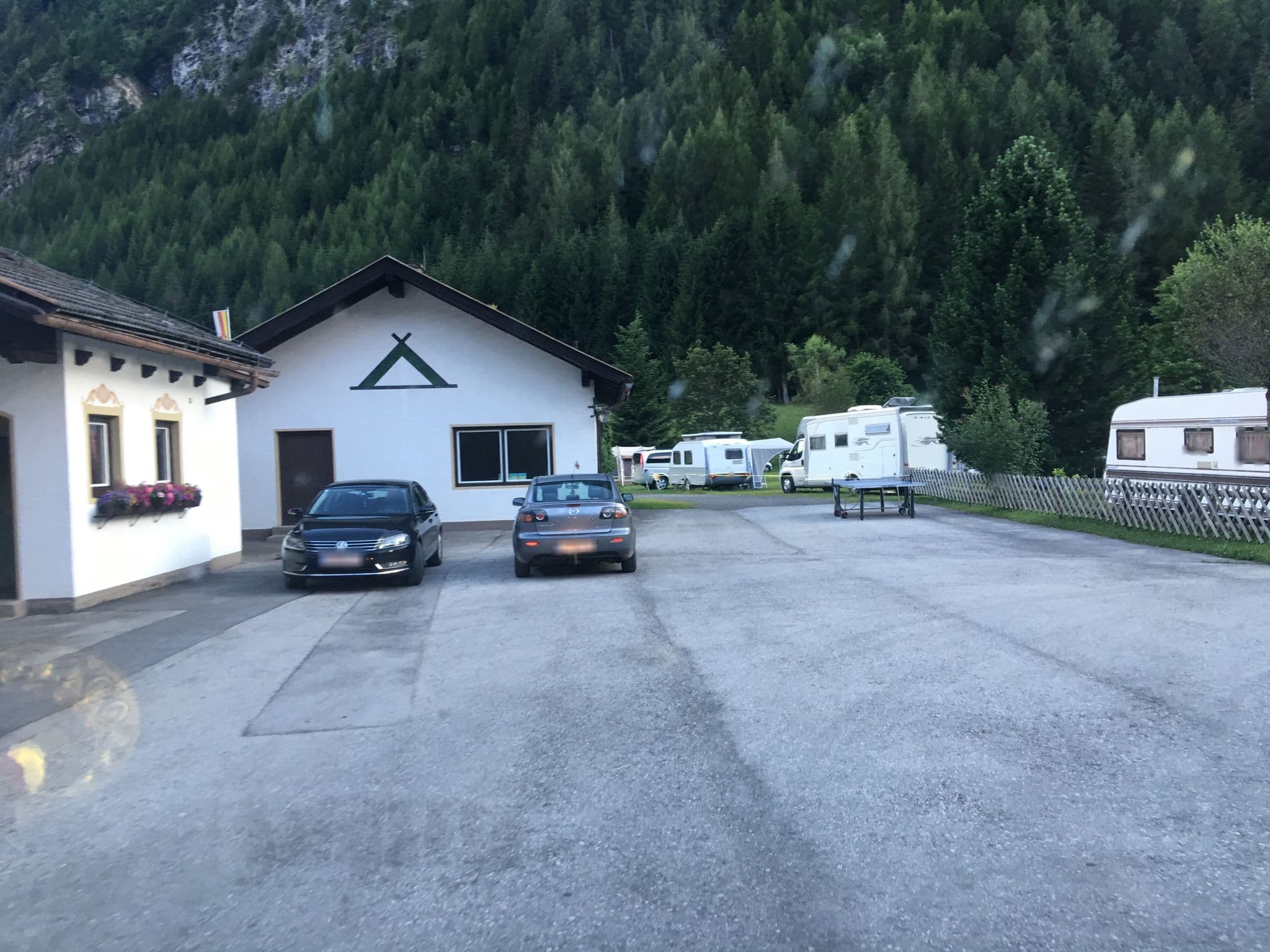 Street view near Frühstückspension Haus Alm-Casino, Heiligenblut — © kgvx (CC BY-SA · Mapillary)