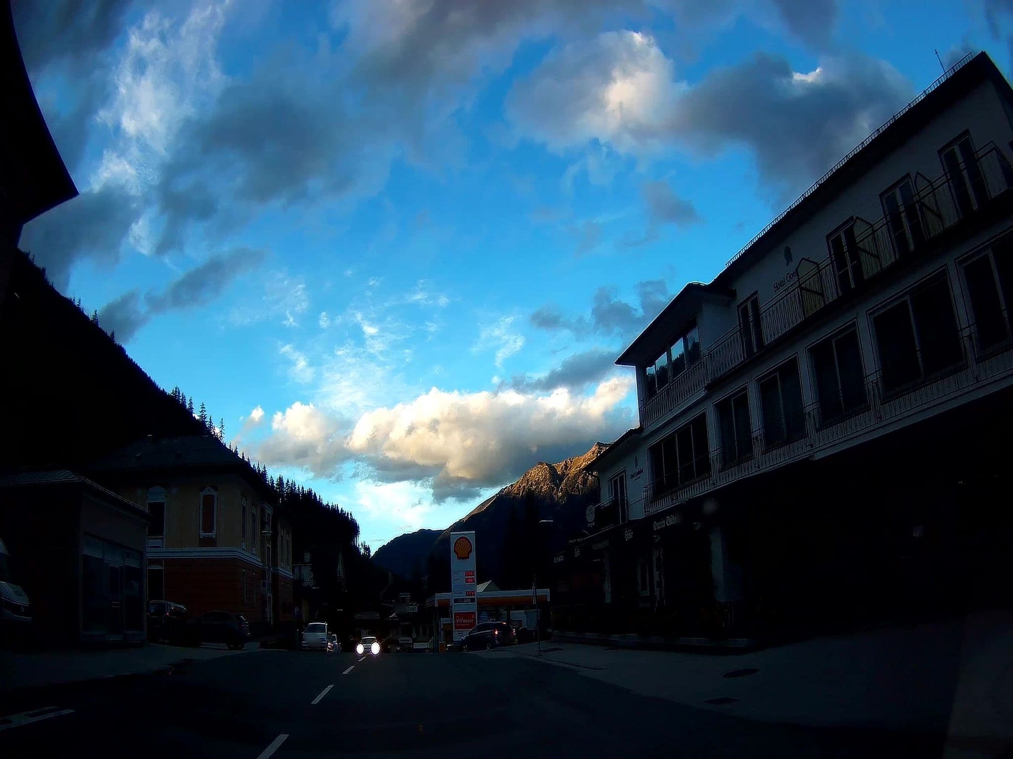 Street view near Kurhotel Goethehof, Bad Gastein — © fuchserl (CC BY-SA · Mapillary)