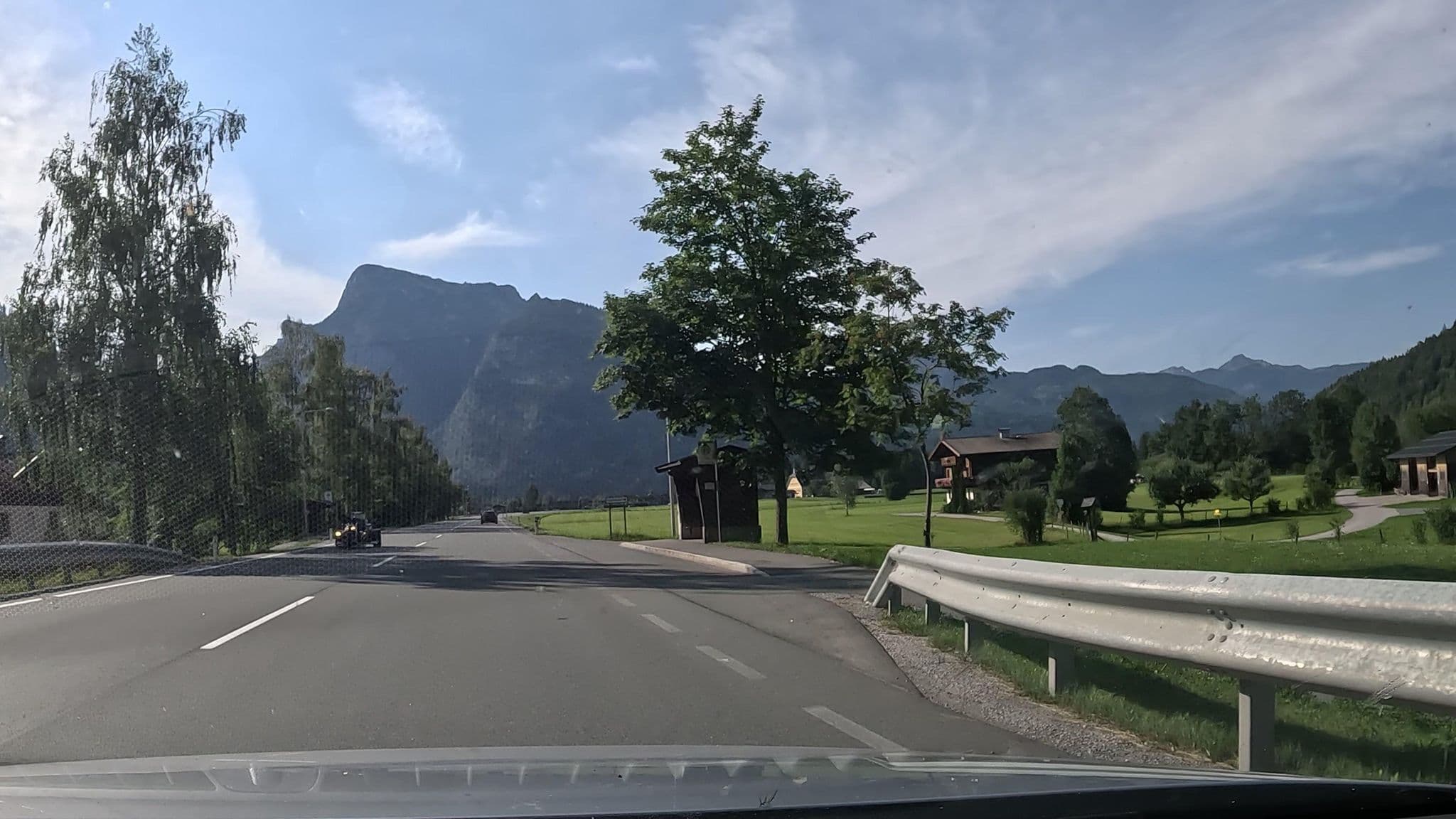 Street view near Martinerhof, Lofer — © stefanro74 (CC BY-SA · Mapillary)