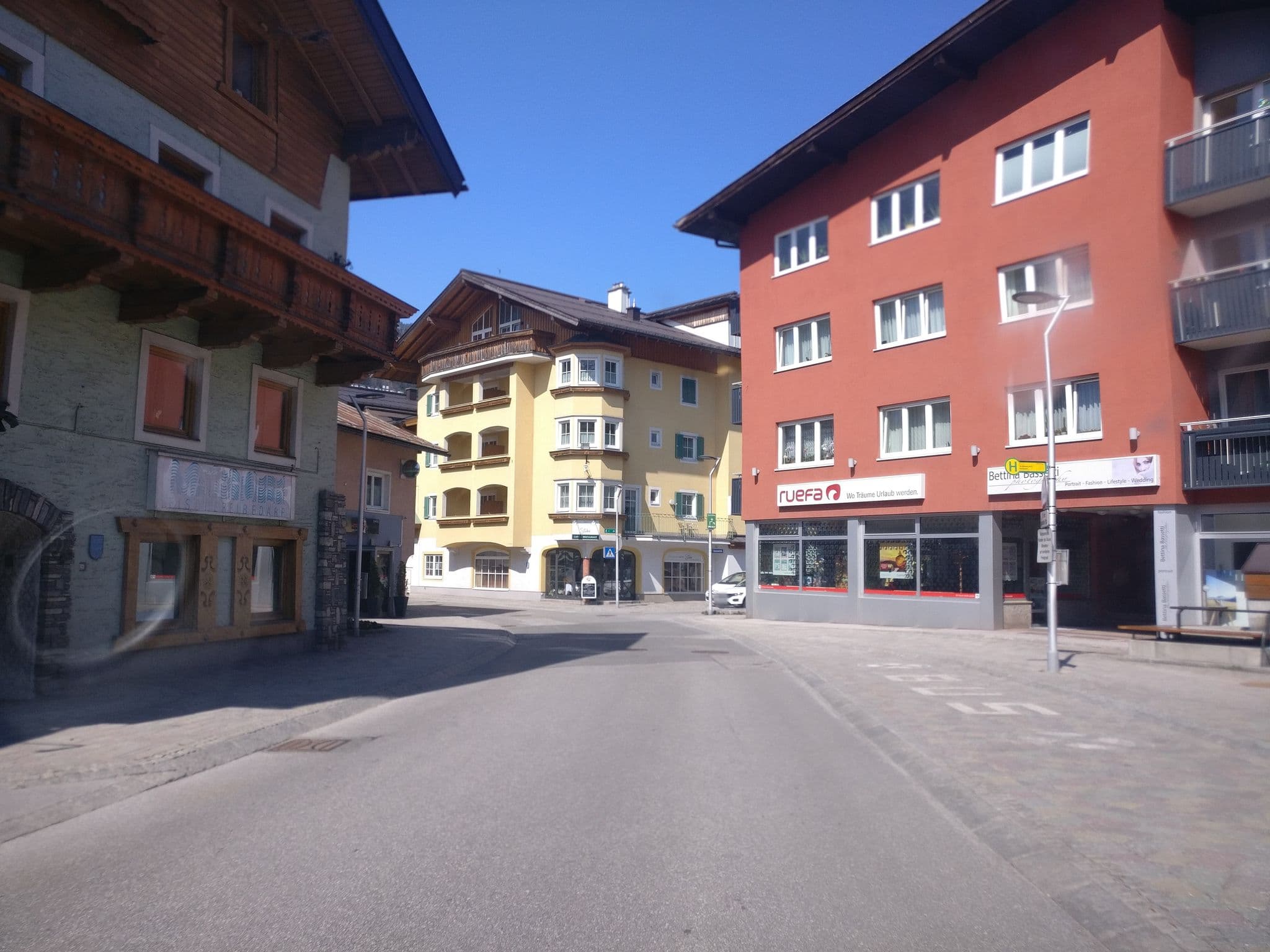 Street view near Sportpension Wielandner, Sankt Johann im Pongau — © map_hard (CC BY-SA · Mapillary)