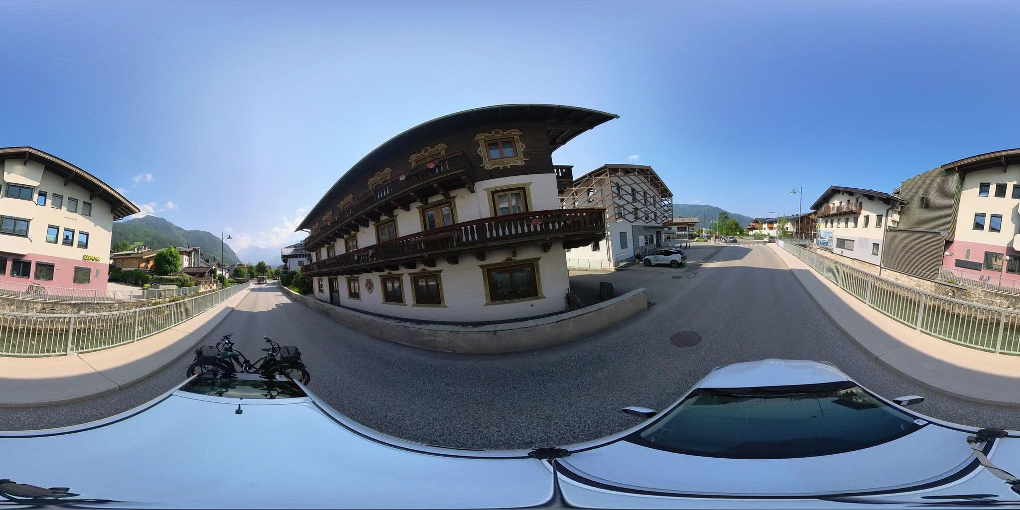 Street view near Gletscherbahnen Kaprun AG, Kaprun — © osmplus_org (CC BY-SA · Mapillary)