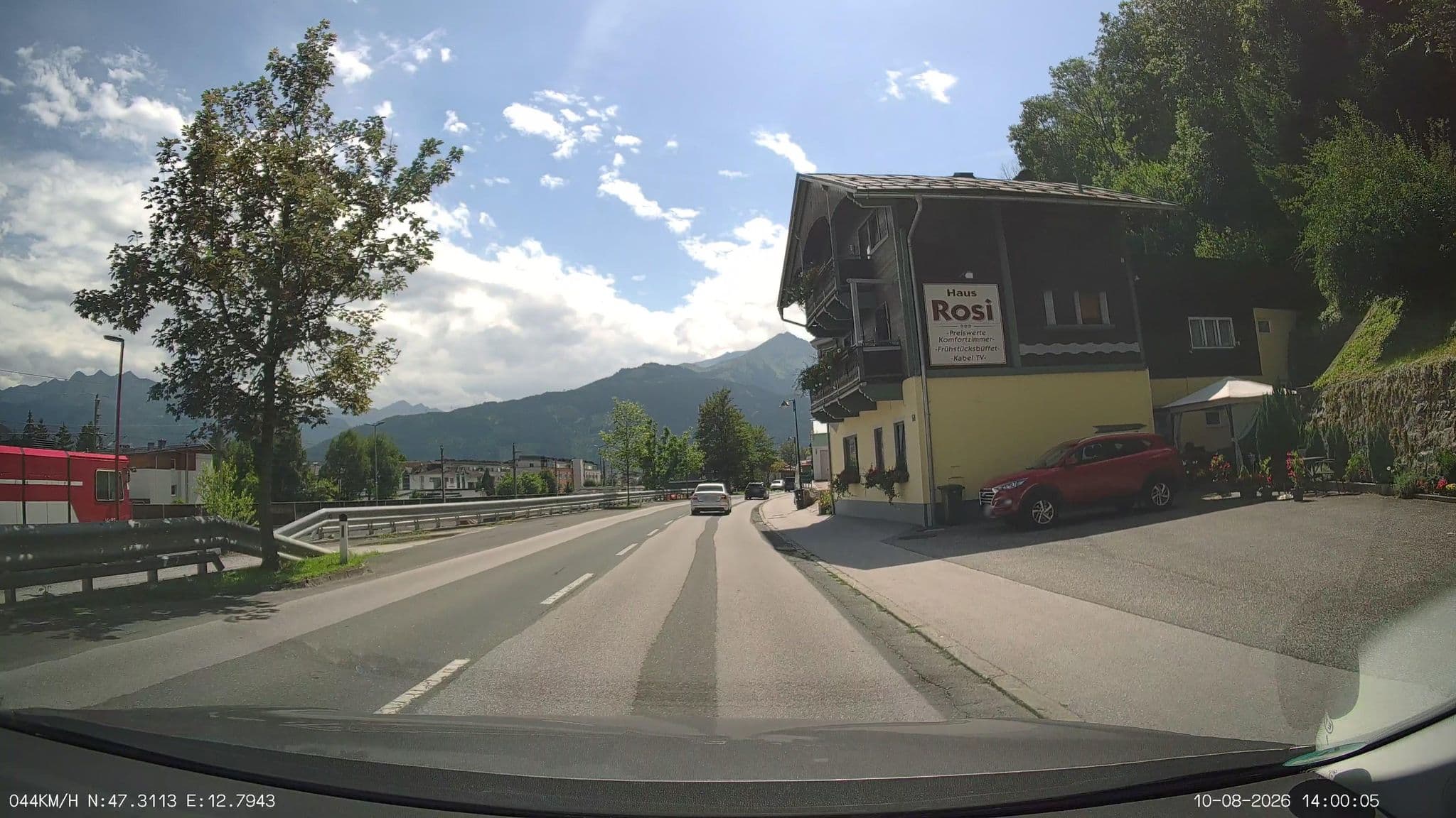 Street view near Pension Rosi, Zell am See — © heetENkoel (CC BY-SA · Mapillary)