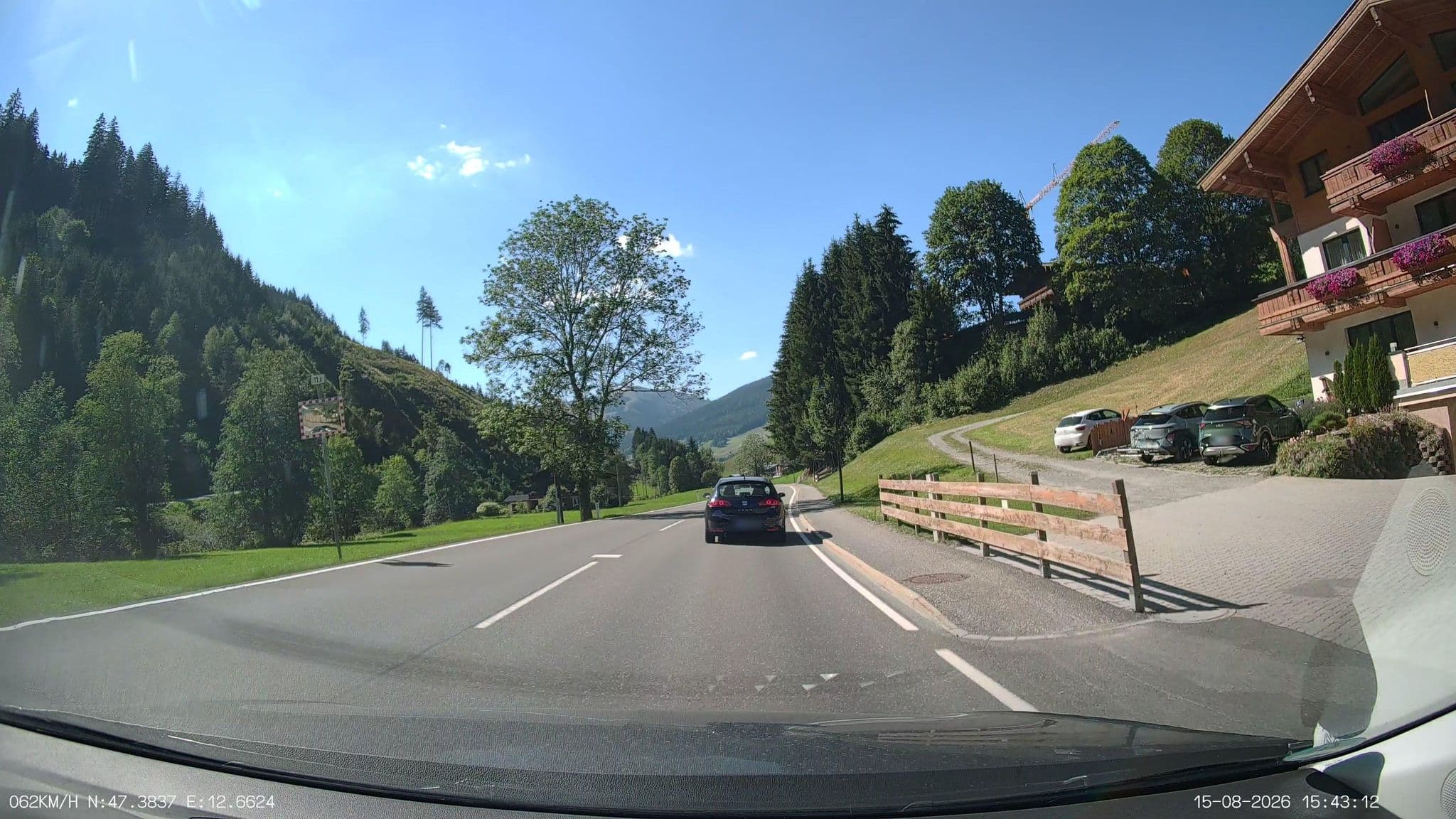 Street view near Müllauerhof GmbH & Co, Saalbach — © heetENkoel (CC BY-SA · Mapillary)