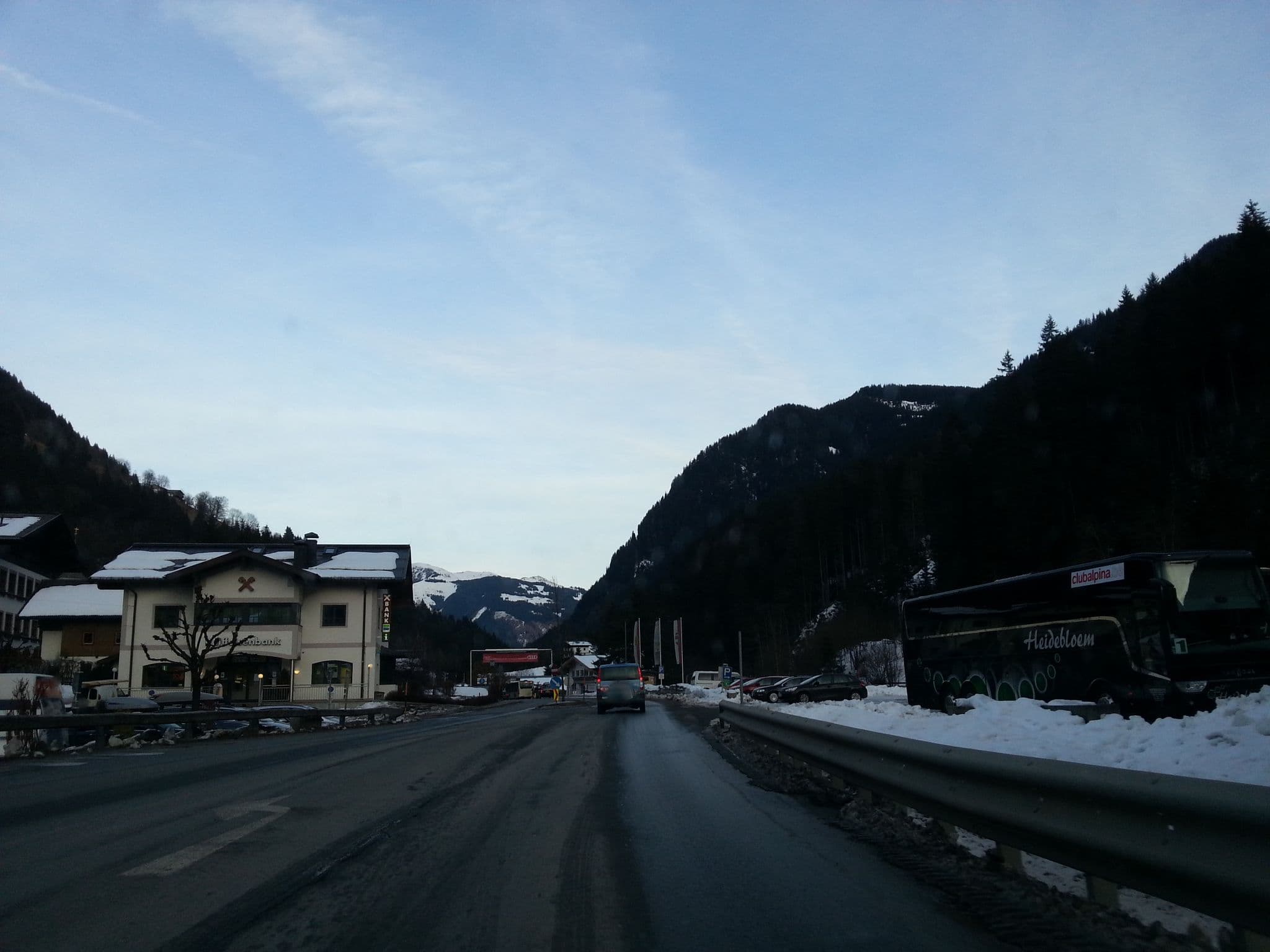 Street view near Haus Breitfuss, Maishofen — © it_s_so_funny (CC BY-SA · Mapillary)