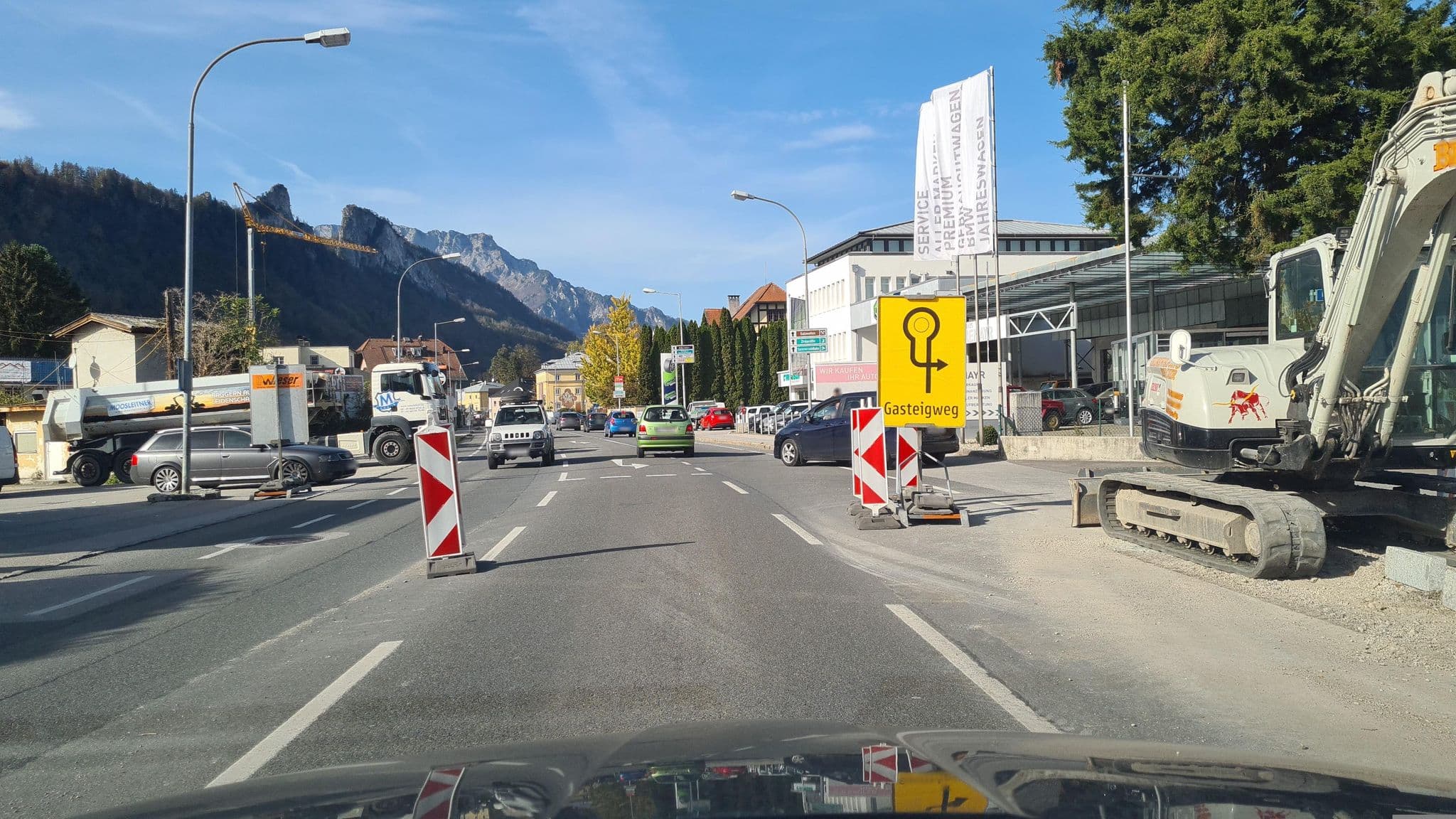 Street view near Kegel-Kasino, Hallein — © schermy_at (CC BY-SA · Mapillary)