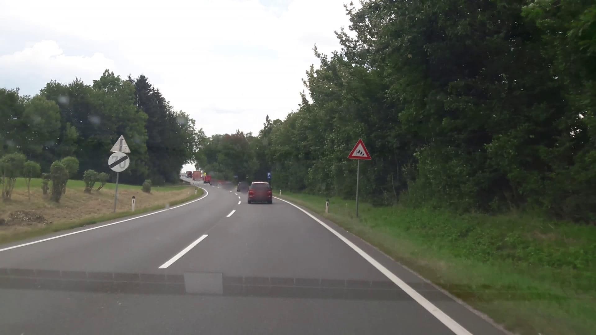 Street view near Gastagwirt Hotelbar, Eugendorf — © stefan147 (CC BY-SA · Mapillary)