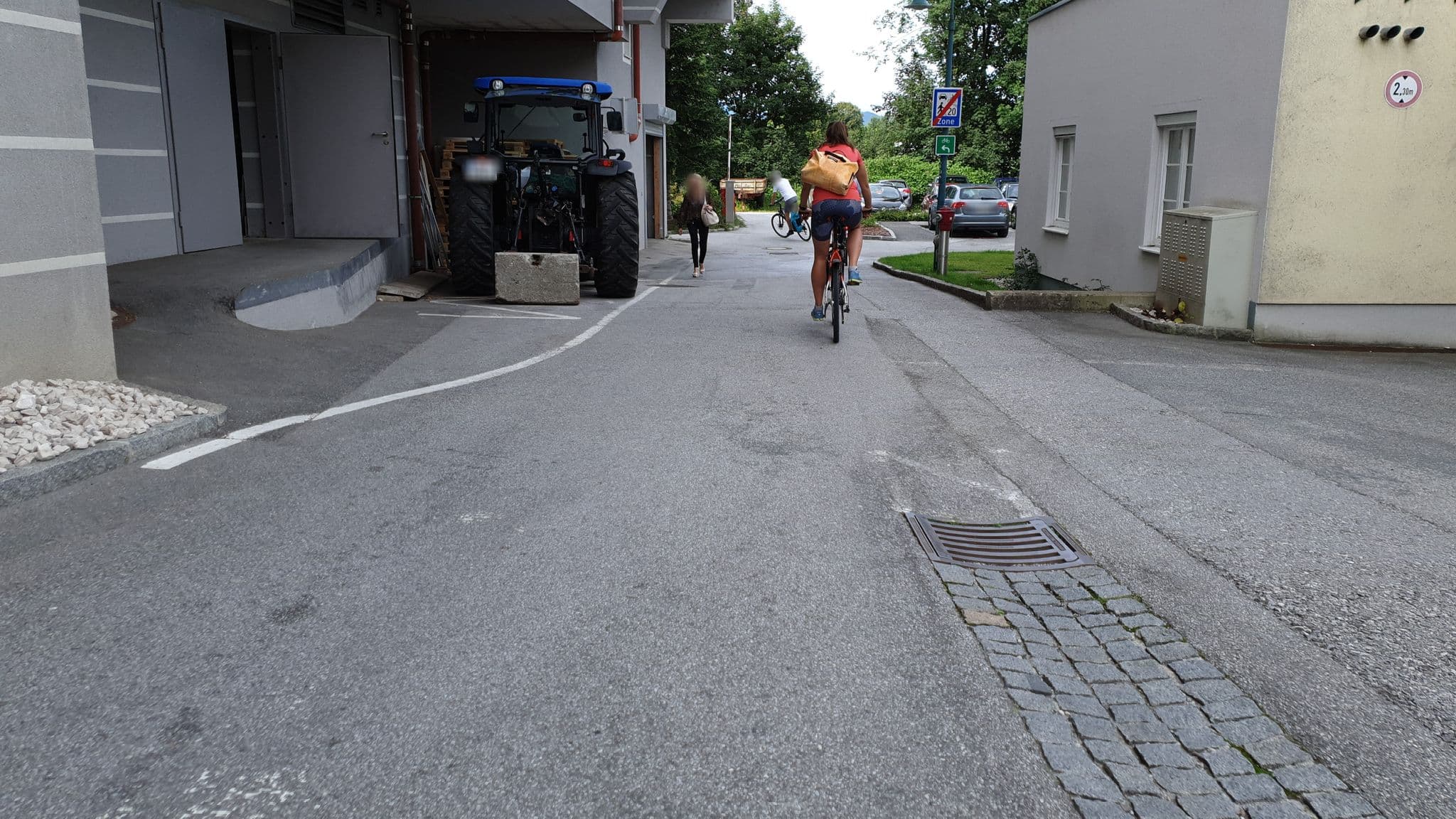 Street view near Vitarium Spa Gmachl Hotel, Bergheim — © consens_verkehrsplanung (CC BY-SA · Mapillary)