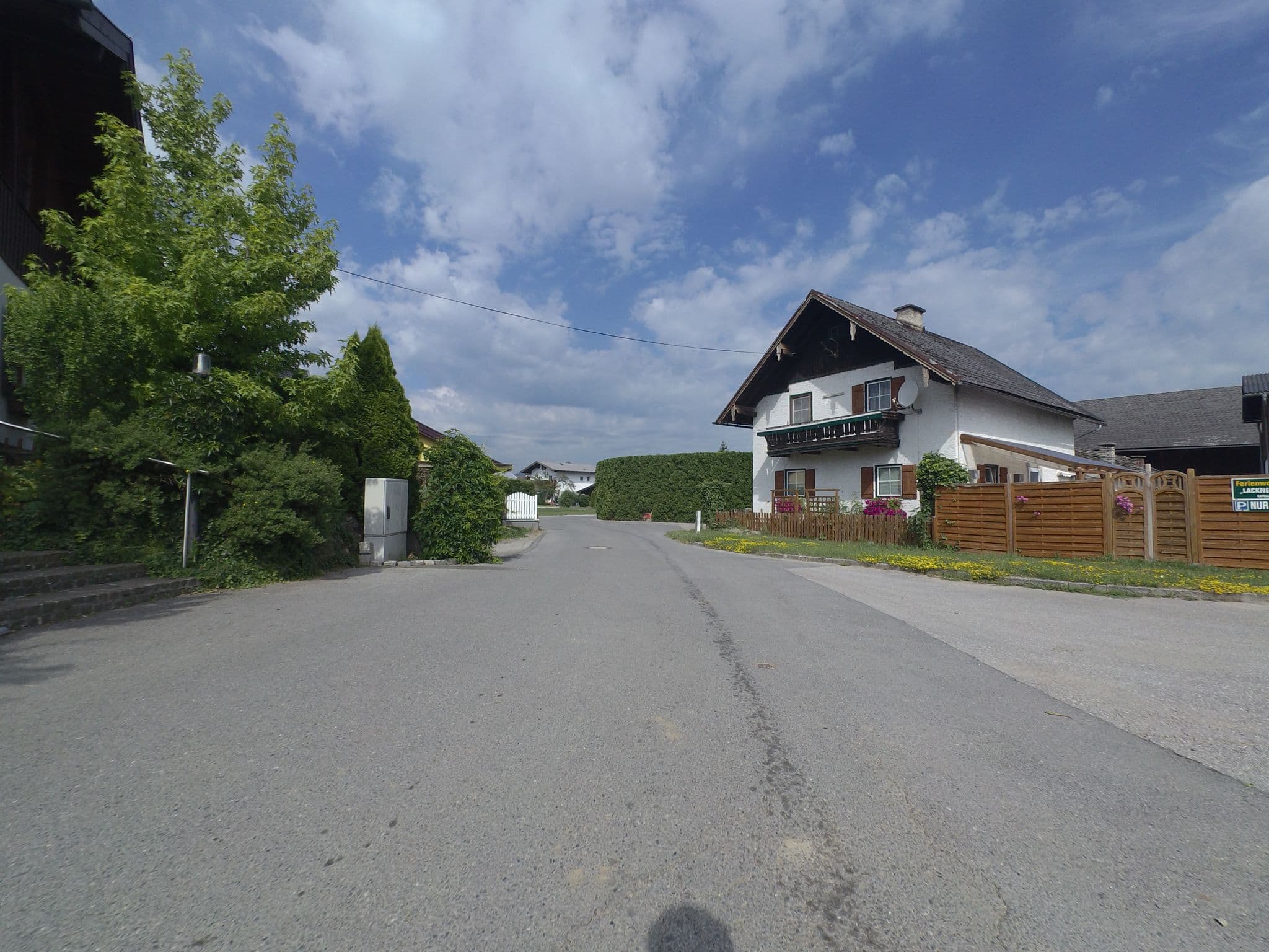 Street view near Ferienwohnung Salzburg, Viehhausen — © schermy_at (CC BY-SA · Mapillary)