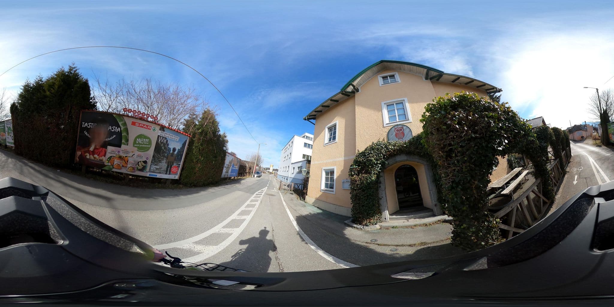 Street view near Wirtshaus/Vinothek UHU, Salzburg — © OidaHeast (CC BY-SA · Mapillary)