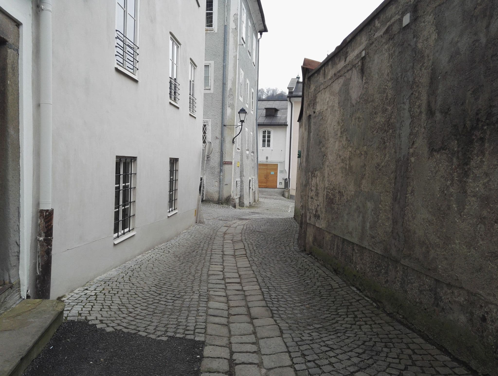 Street view near ChristKoenig Pension, Salzburg — © aceini (CC BY-SA · Mapillary)