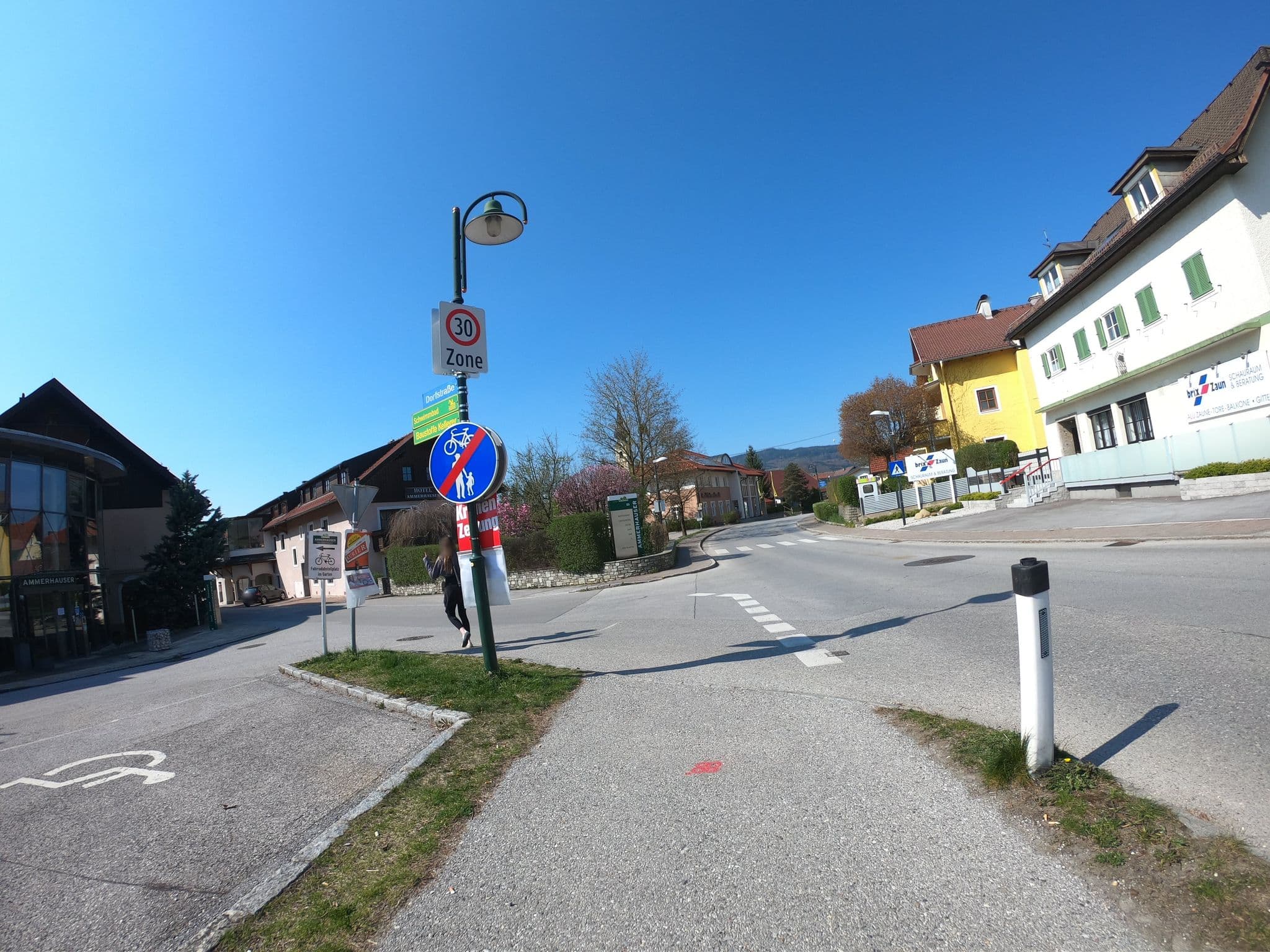 Street view near Ammerhauser, Anthering — © flansch (CC BY-SA · Mapillary)