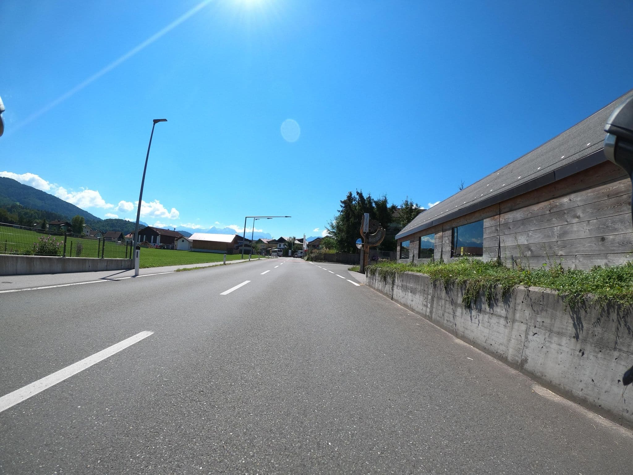 Street view near Villa Karin, Adnet — © Langfahrer (CC BY-SA · Mapillary)