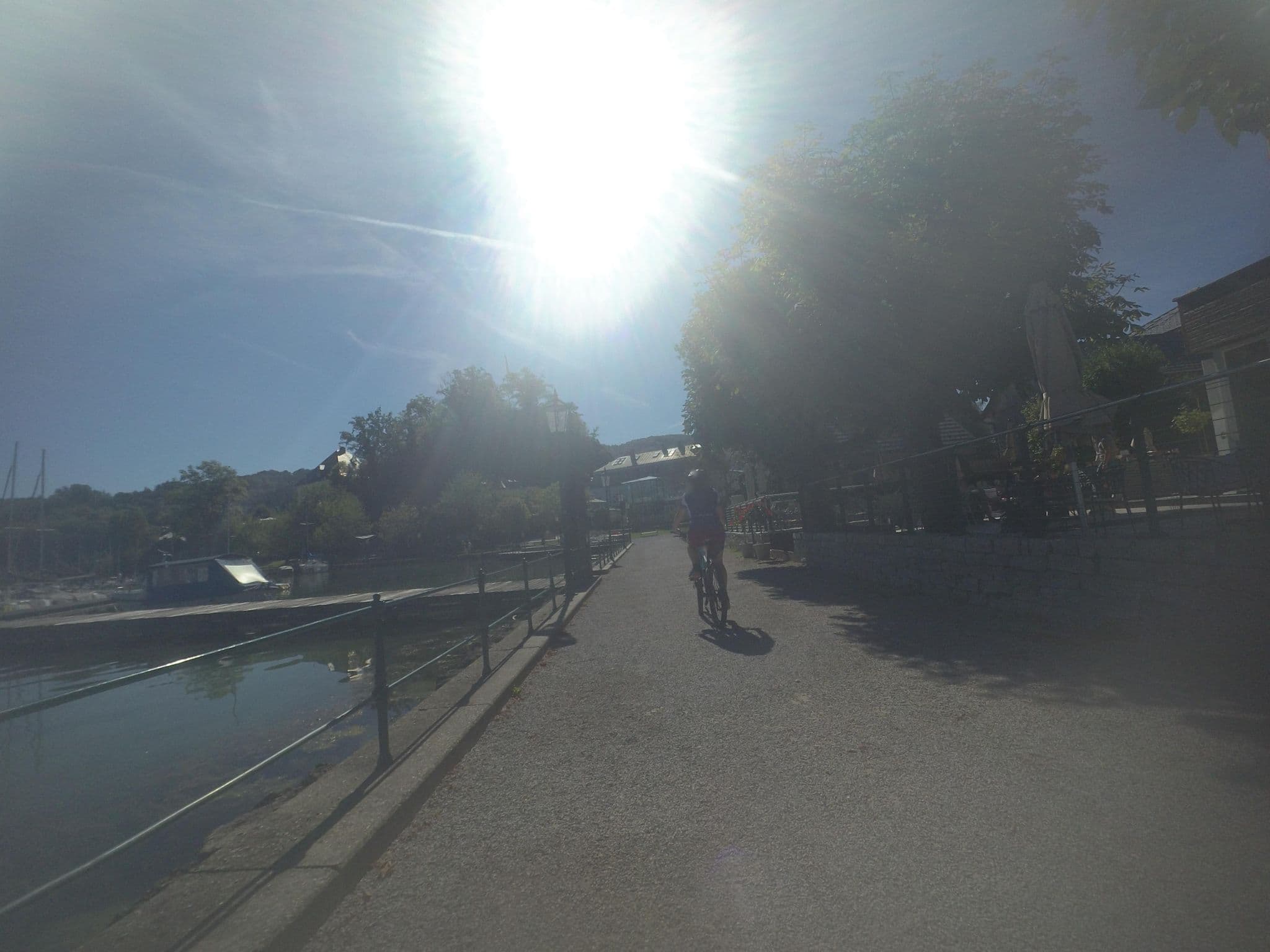 Street view near Helmut Blüthl, Mattsee — © schermy_at (CC BY-SA · Mapillary)