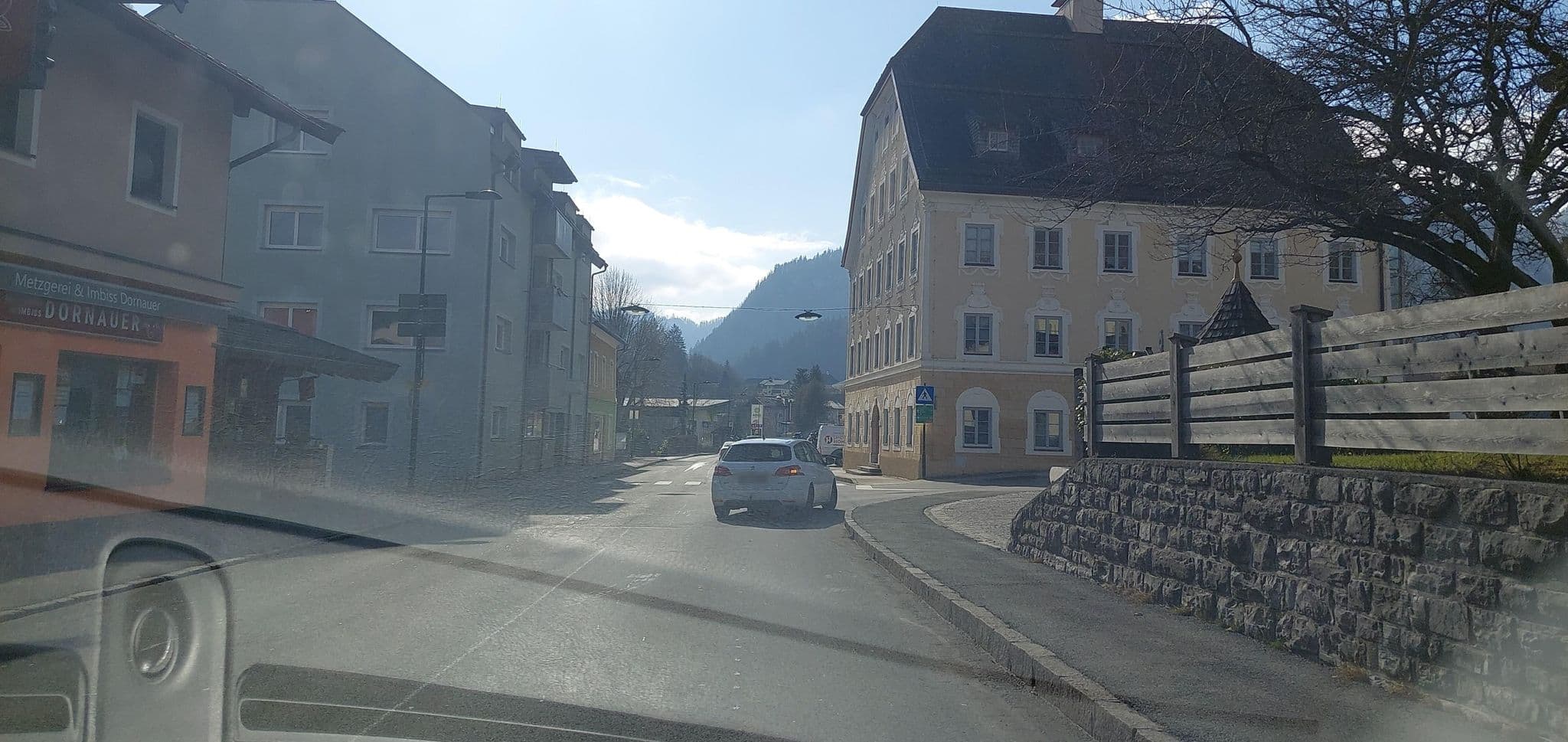 Street view near Martin Schmuck, Lofer — © gzin (CC BY-SA · Mapillary)