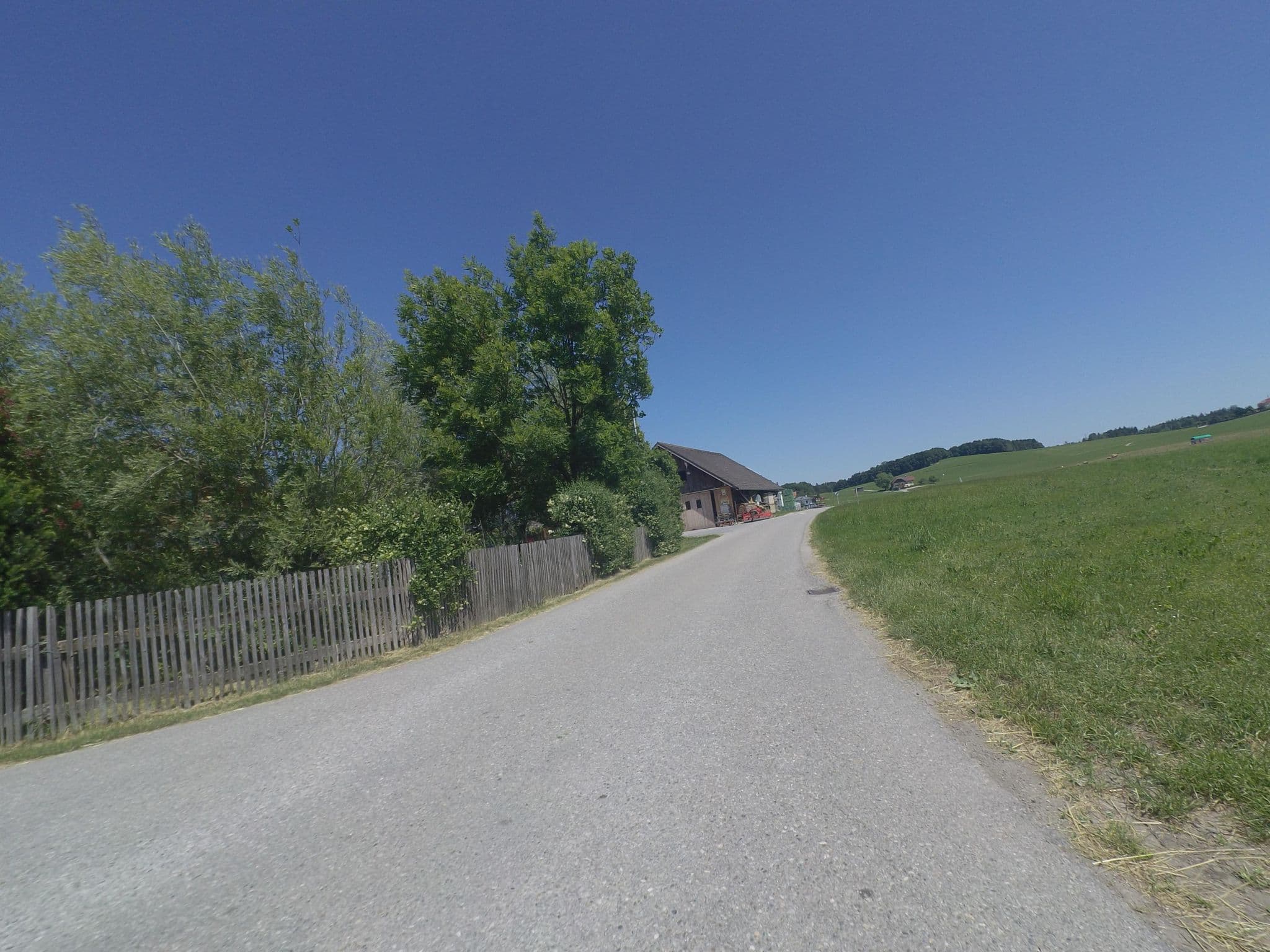 Street view near Bauernhof Lenzenbauer, Hallwang — © schermy_at (CC BY-SA · Mapillary)