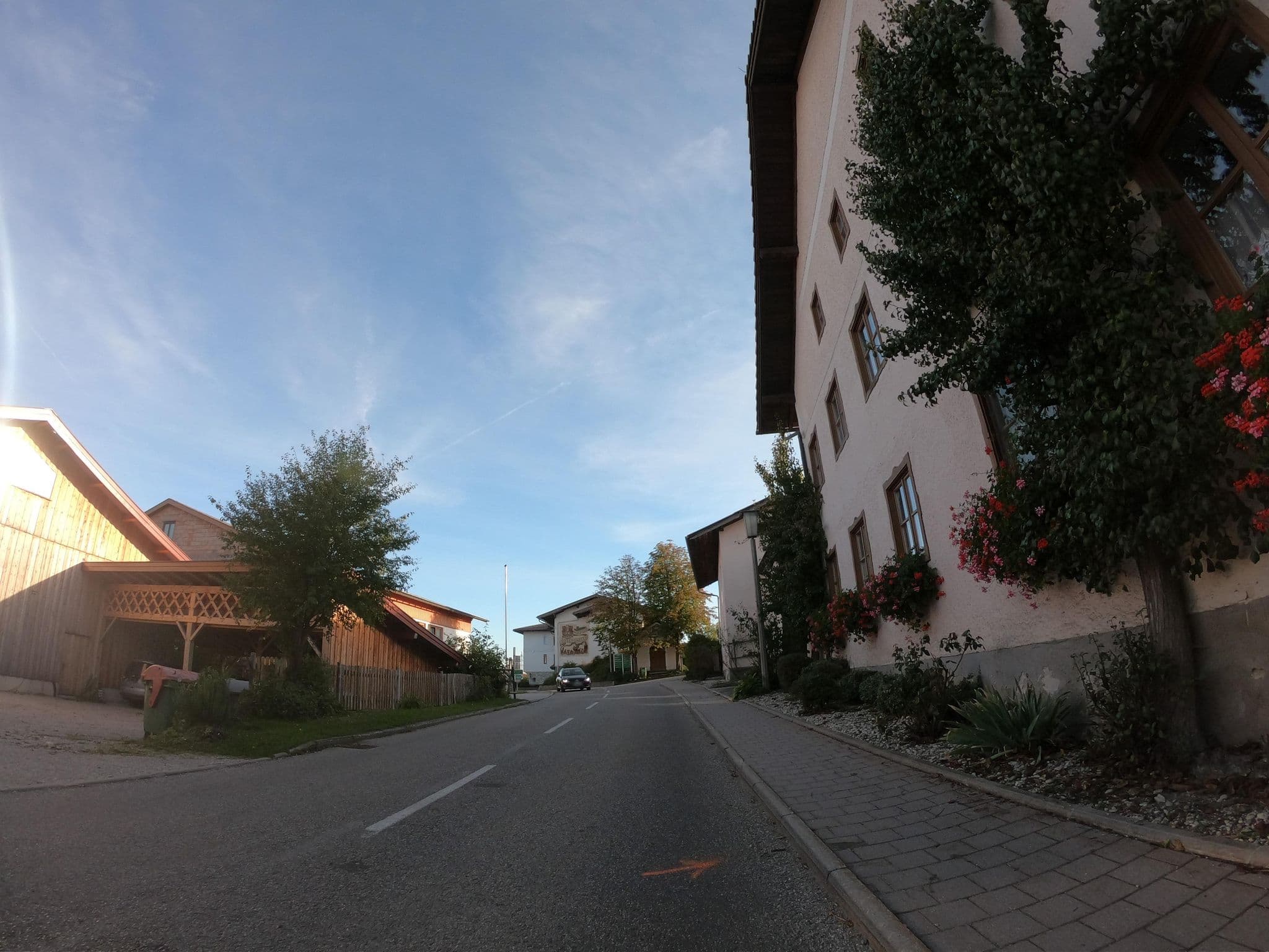 Street view near Staffl u Gruber, Ostermiething — © flansch (CC BY-SA · Mapillary)