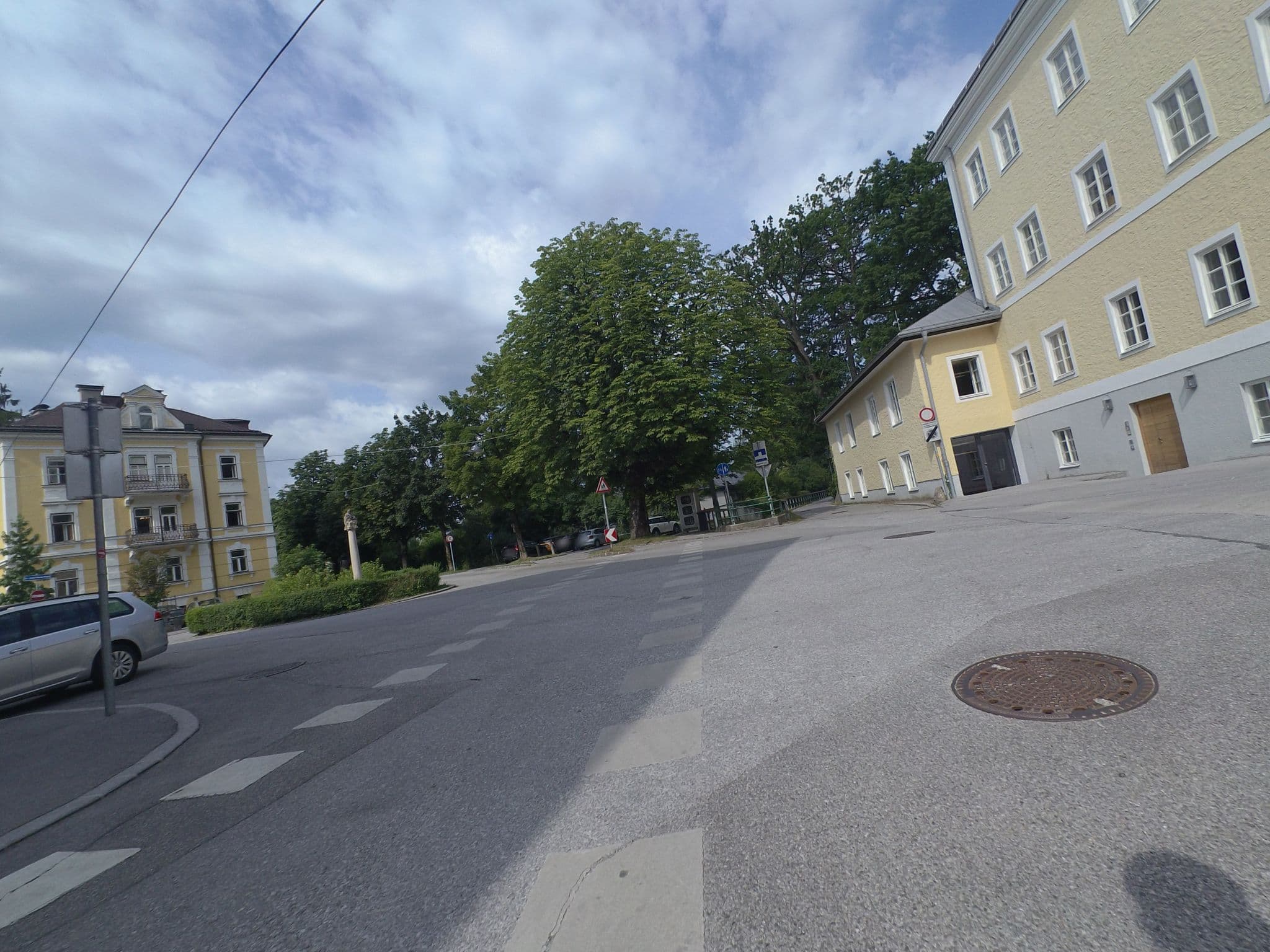 Street view near Ambiente Hotel Struber, Salzburg — © schermy_at (CC BY-SA · Mapillary)