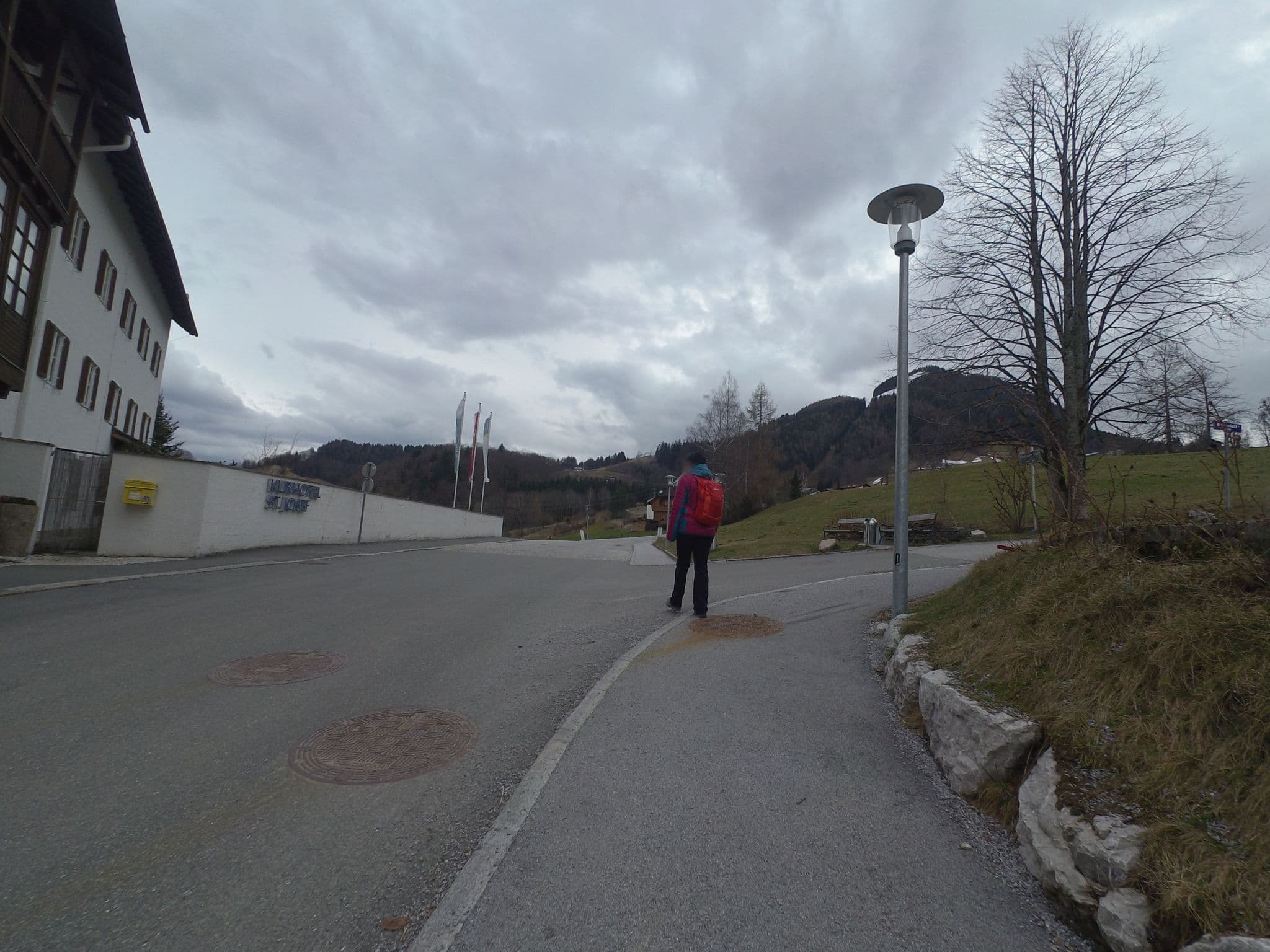 Street view near Kurhotel St. Josef, Hallein — © schermy_at (CC BY-SA · Mapillary)