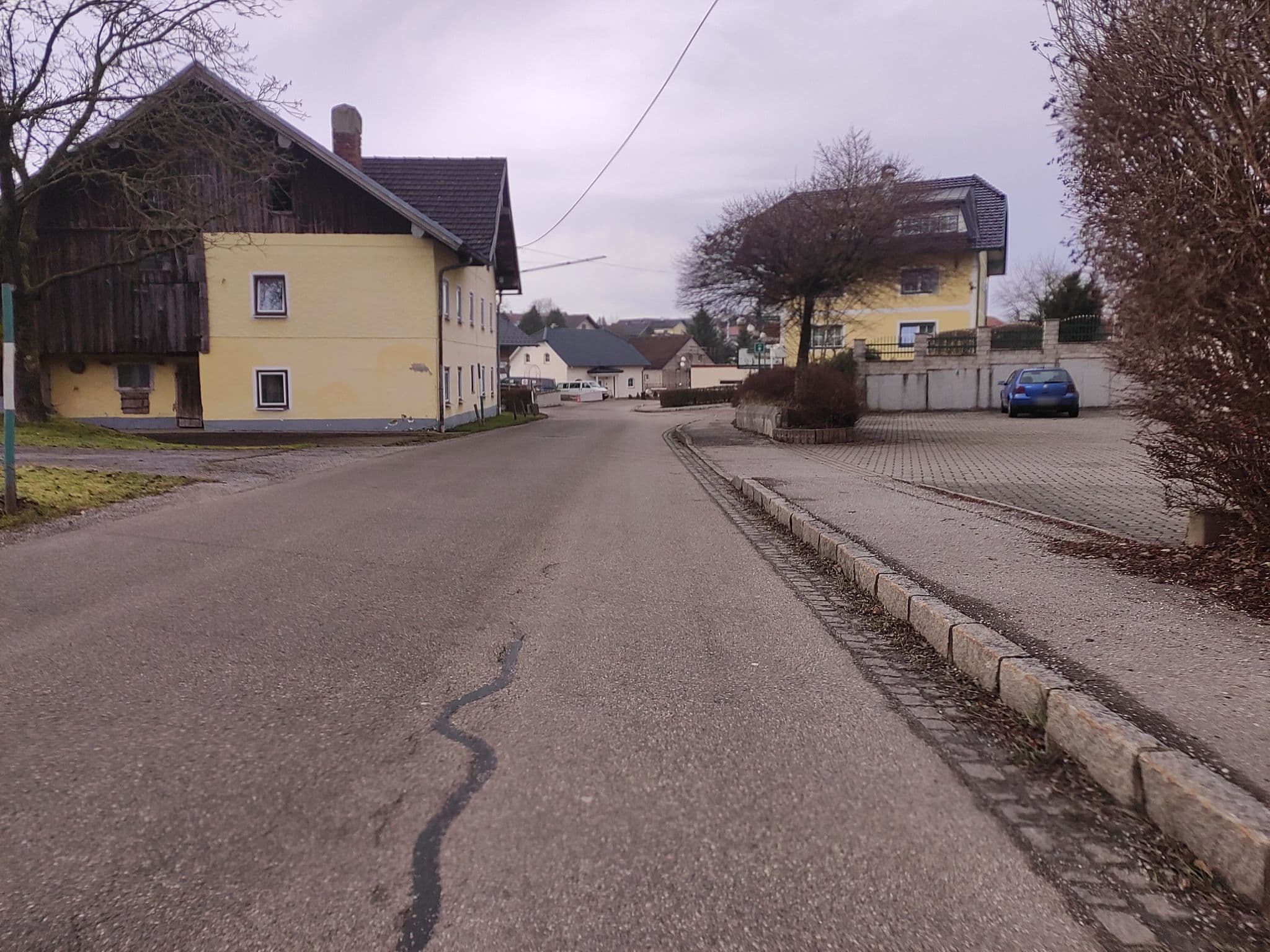Street view near New Life Hotels - Hotels für Schwangere, Köstendorf — © consens_verkehrsplanung (CC BY-SA · Mapillary)