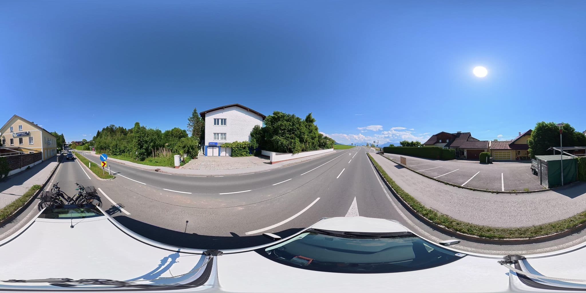 Street view near Gasthaus Ursprung, Elixhausen — © osmplus_org (CC BY-SA · Mapillary)