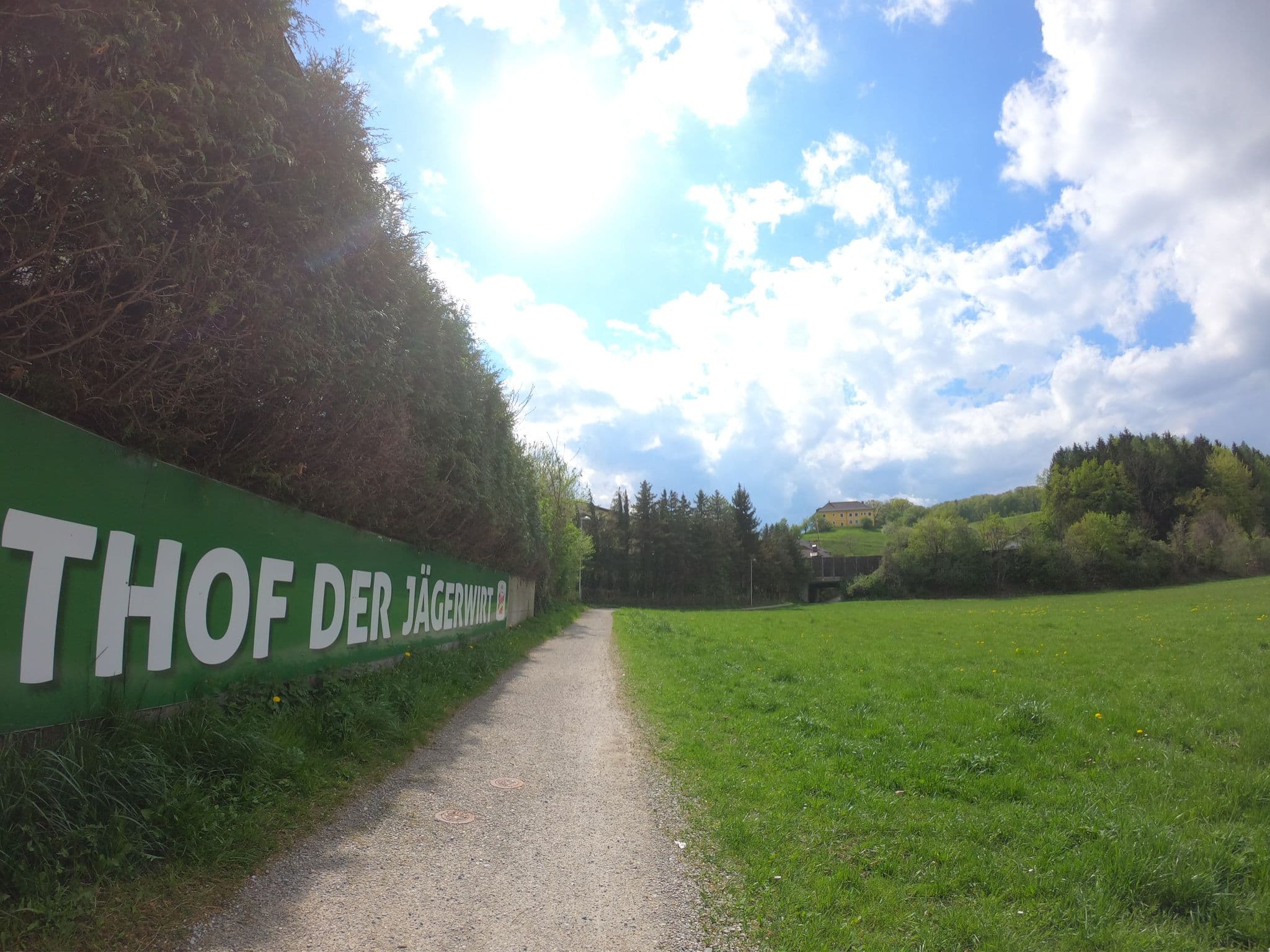 Street view near Gasthof Jägerwirt, Lengfelden — © flansch (CC BY-SA · Mapillary)