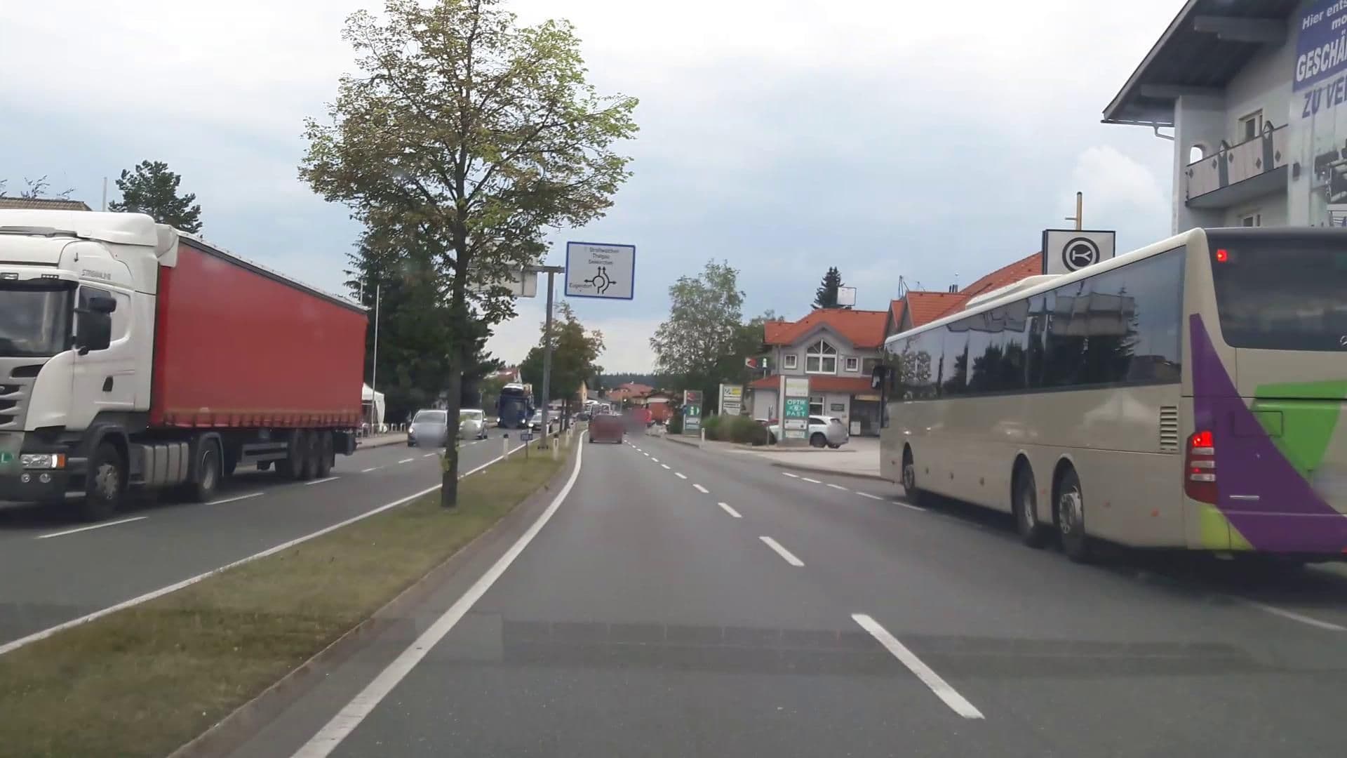 Street view near Pension Heubergrand, Eugendorf — © stefan147 (CC BY-SA · Mapillary)
