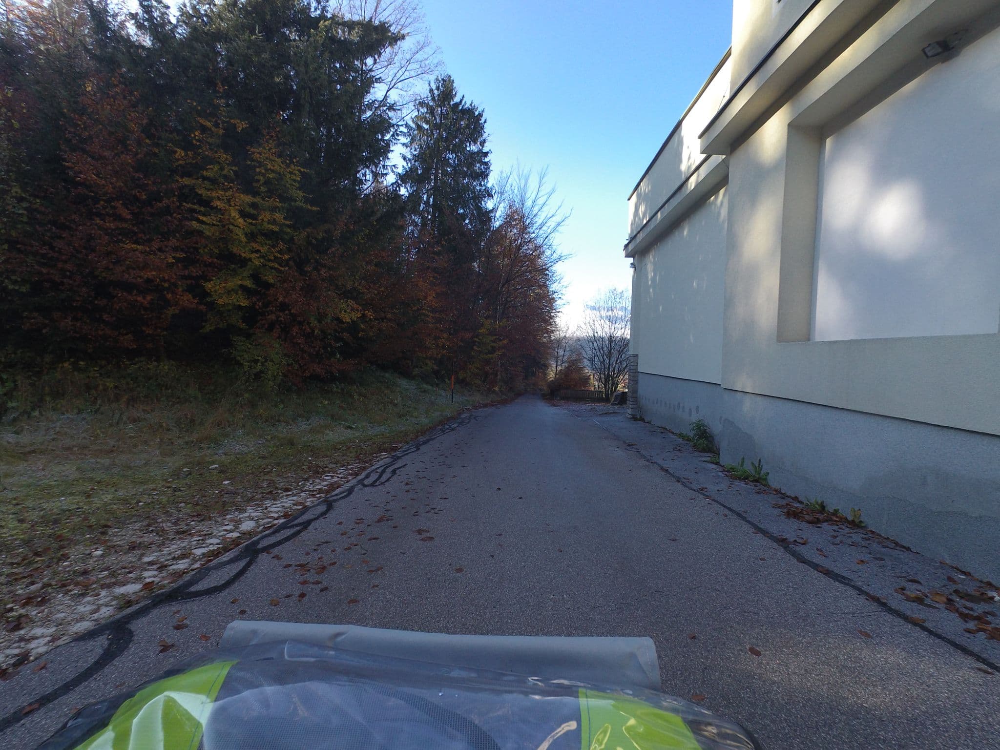 Street view near AMICI HOTEL GmbH, Adnet — © schermy_at (CC BY-SA · Mapillary)