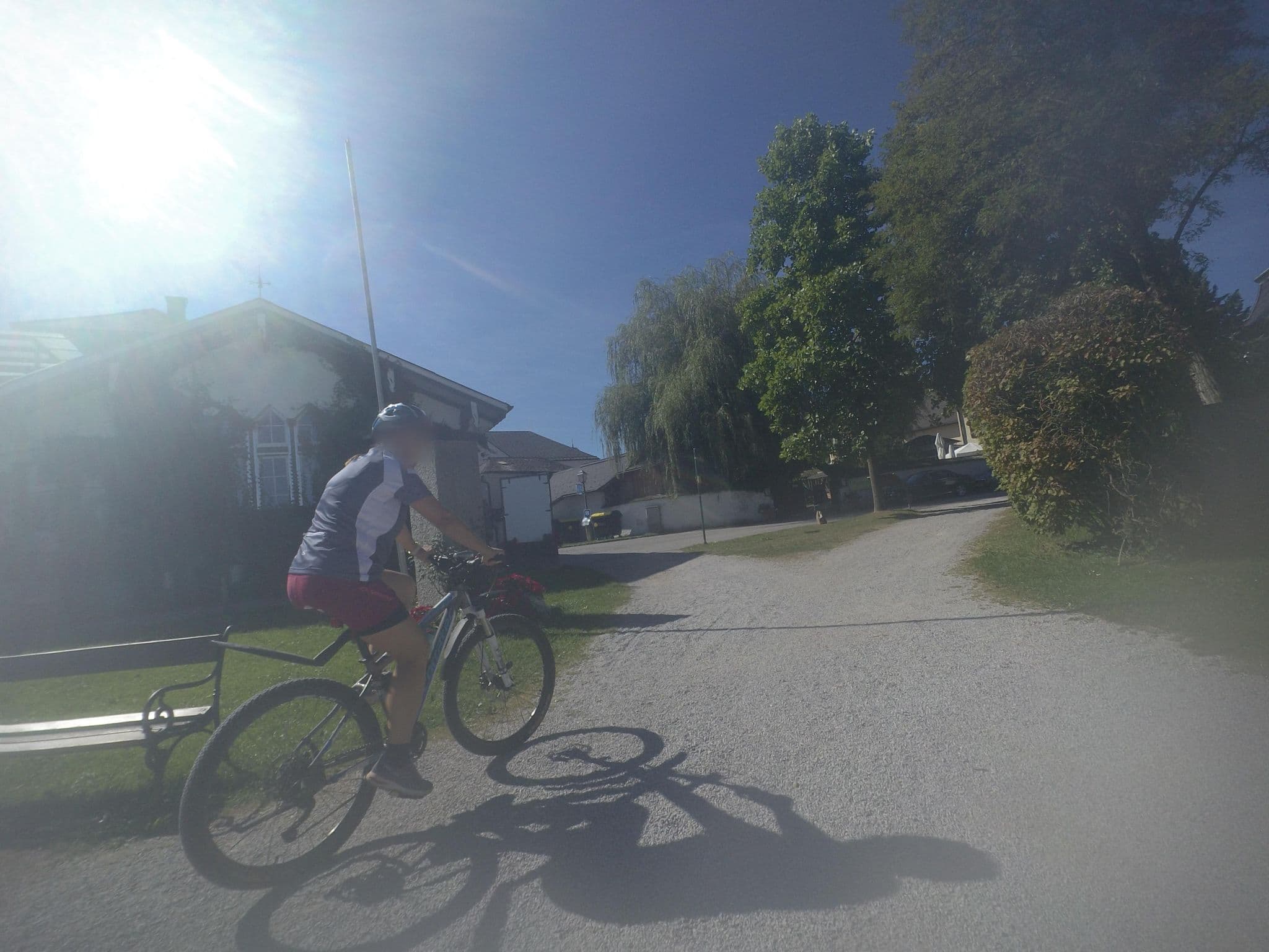 Street view near Jakob Iglhauser, Mattsee — © schermy_at (CC BY-SA · Mapillary)