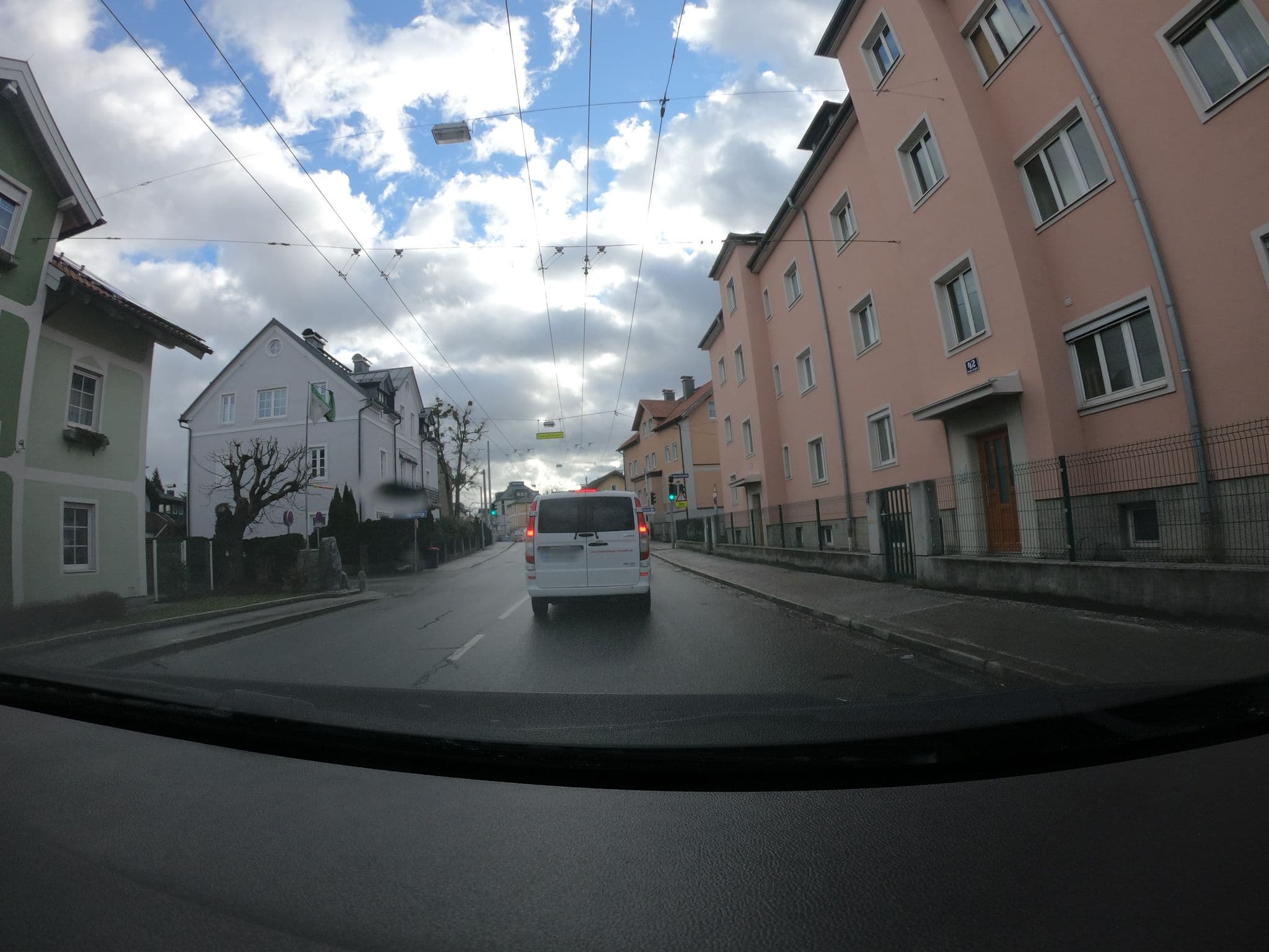 Street view near Das Grüne Bio-Hotel zur Post & Villa Ceconi, Salzburg — © natebus (CC BY-SA · Mapillary)