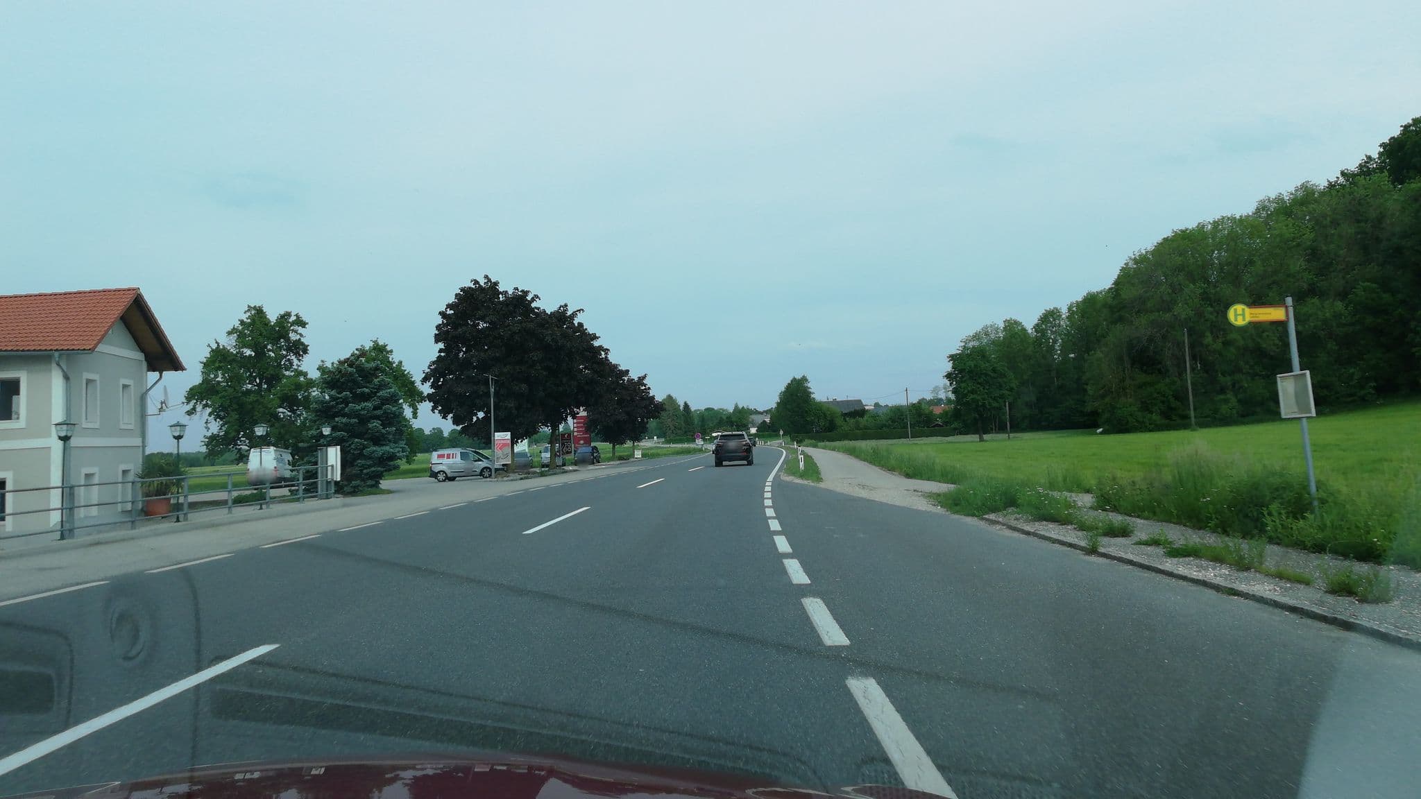 Street view near Gasthaus Kasinger - Wirt z Leithen, Altheim — © gzin (CC BY-SA · Mapillary)