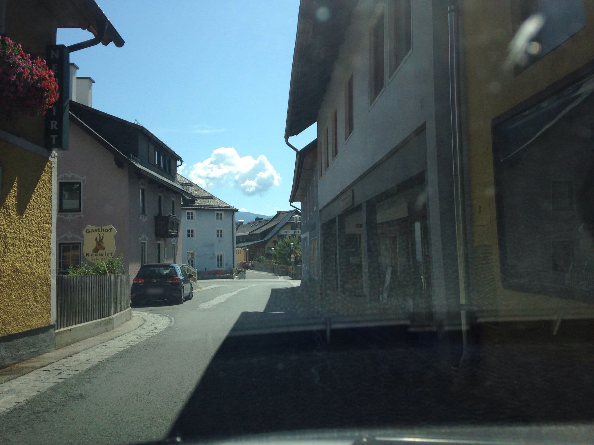 Street view near Gasthof Neuwirt - Fam Eßl, Mariapfarr — © istefanos (CC BY-SA · Mapillary)
