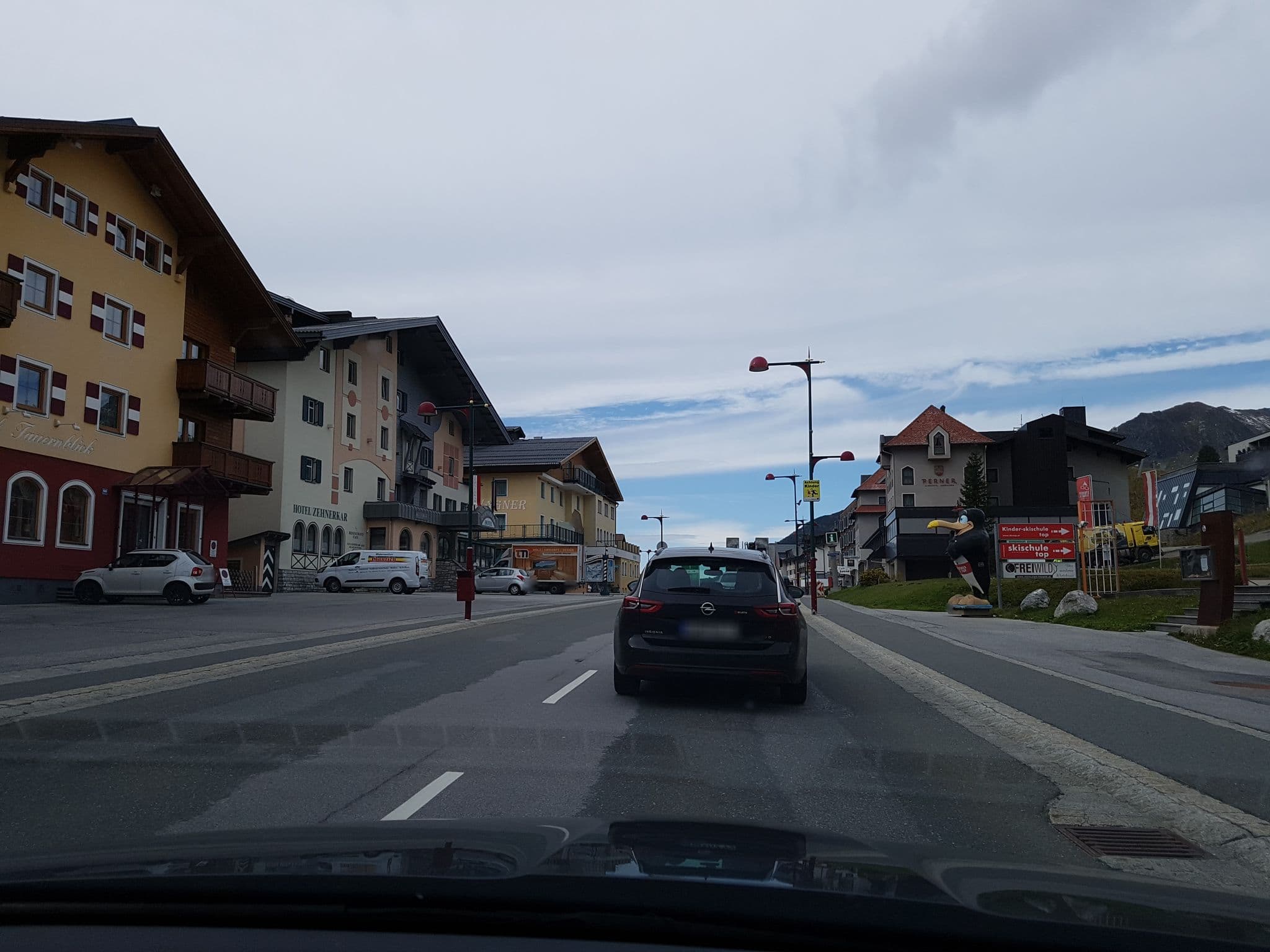 Street view near Hotel Roemerhof, Mauterndorf — © schermy_at (CC BY-SA · Mapillary)