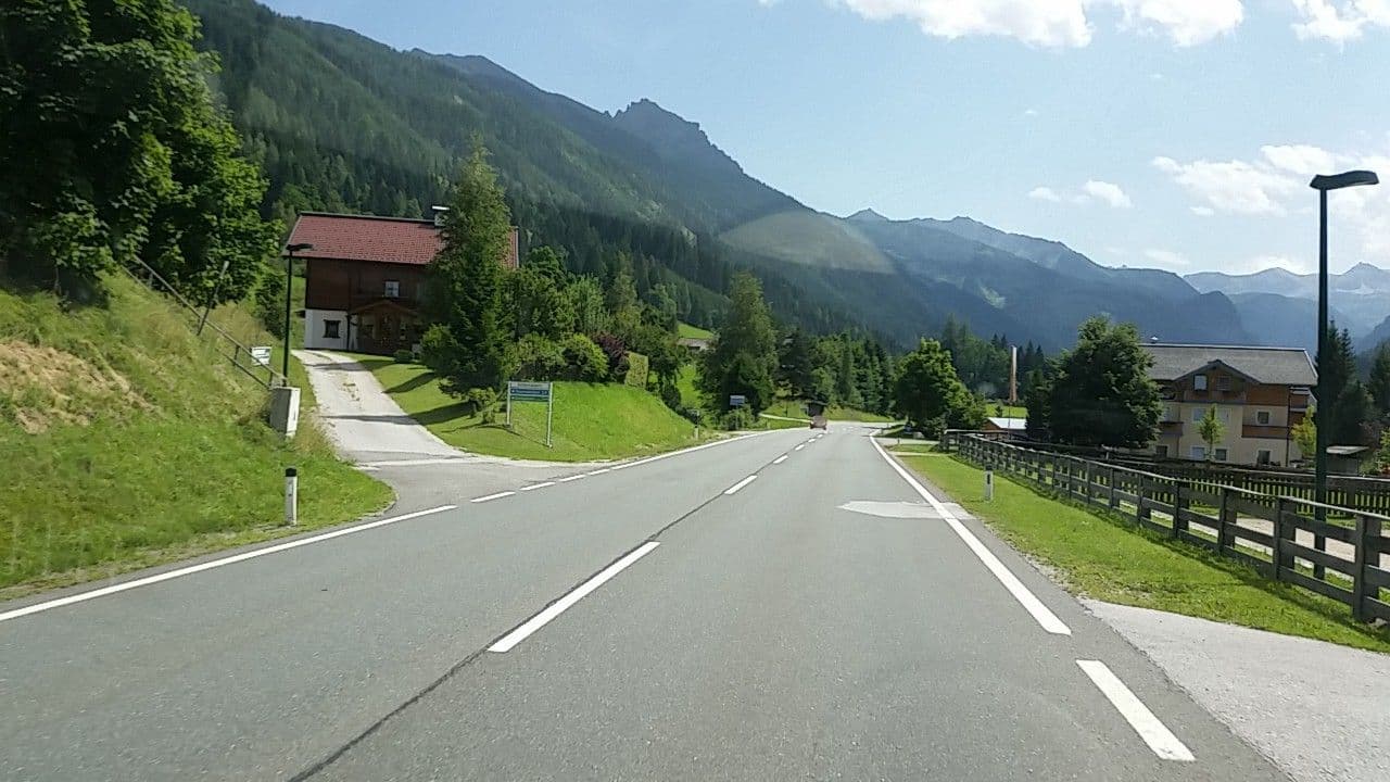 Street view near Appartementhaus Zahnleiten, Radstadt — © rab (CC BY-SA · Mapillary)