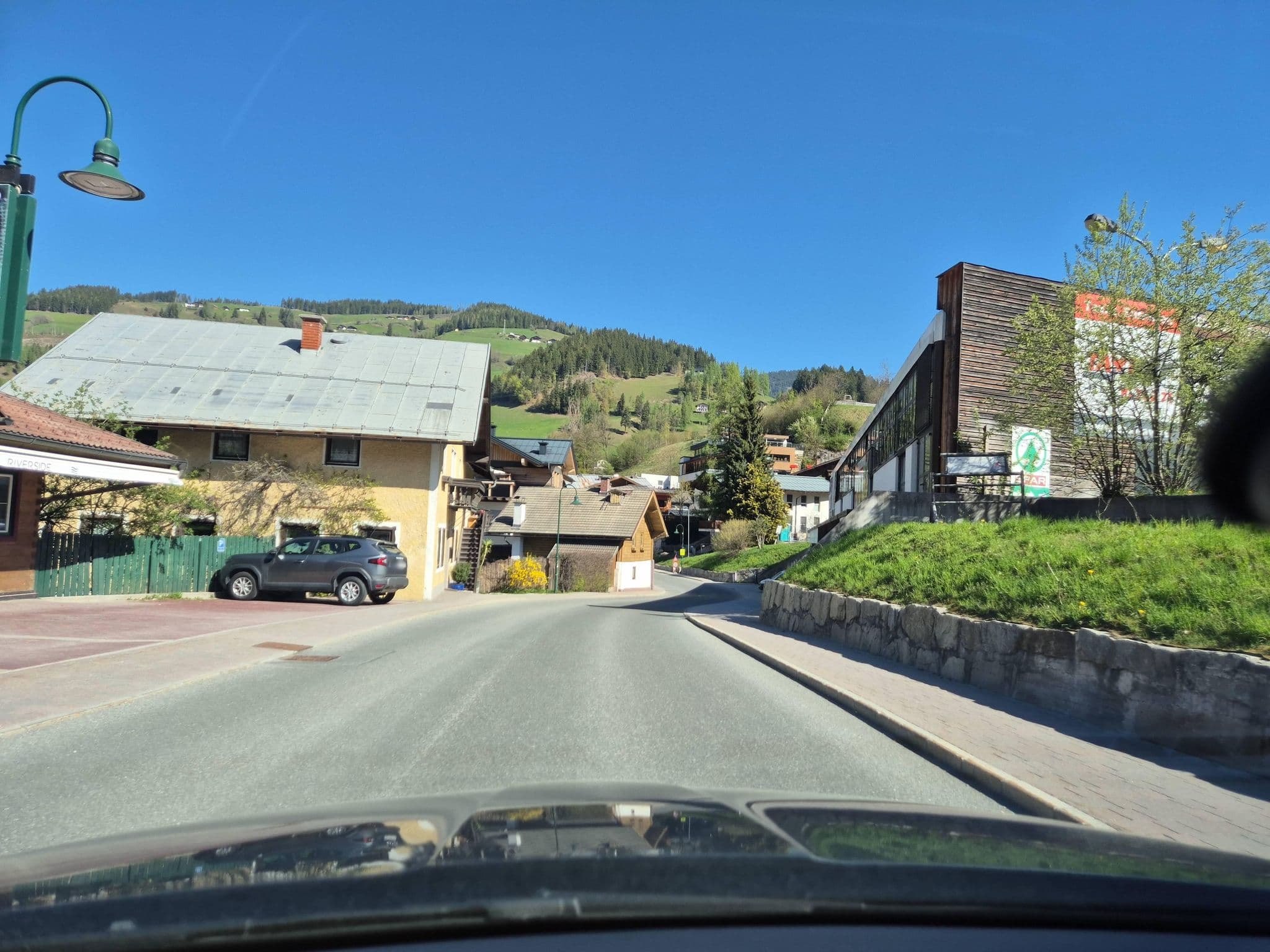Street view near Cafe-Pension Hubertus, Hof — © schermy_at (CC BY-SA · Mapillary)