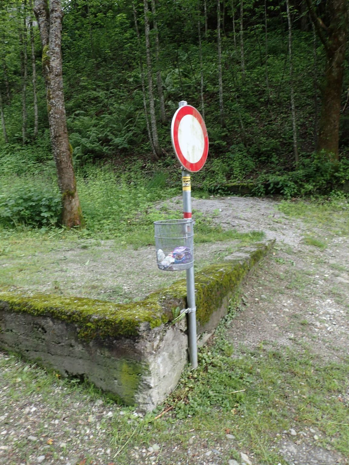 Street view near Haus Sonnrain, Hof — © schermy_at (CC BY-SA · Mapillary)