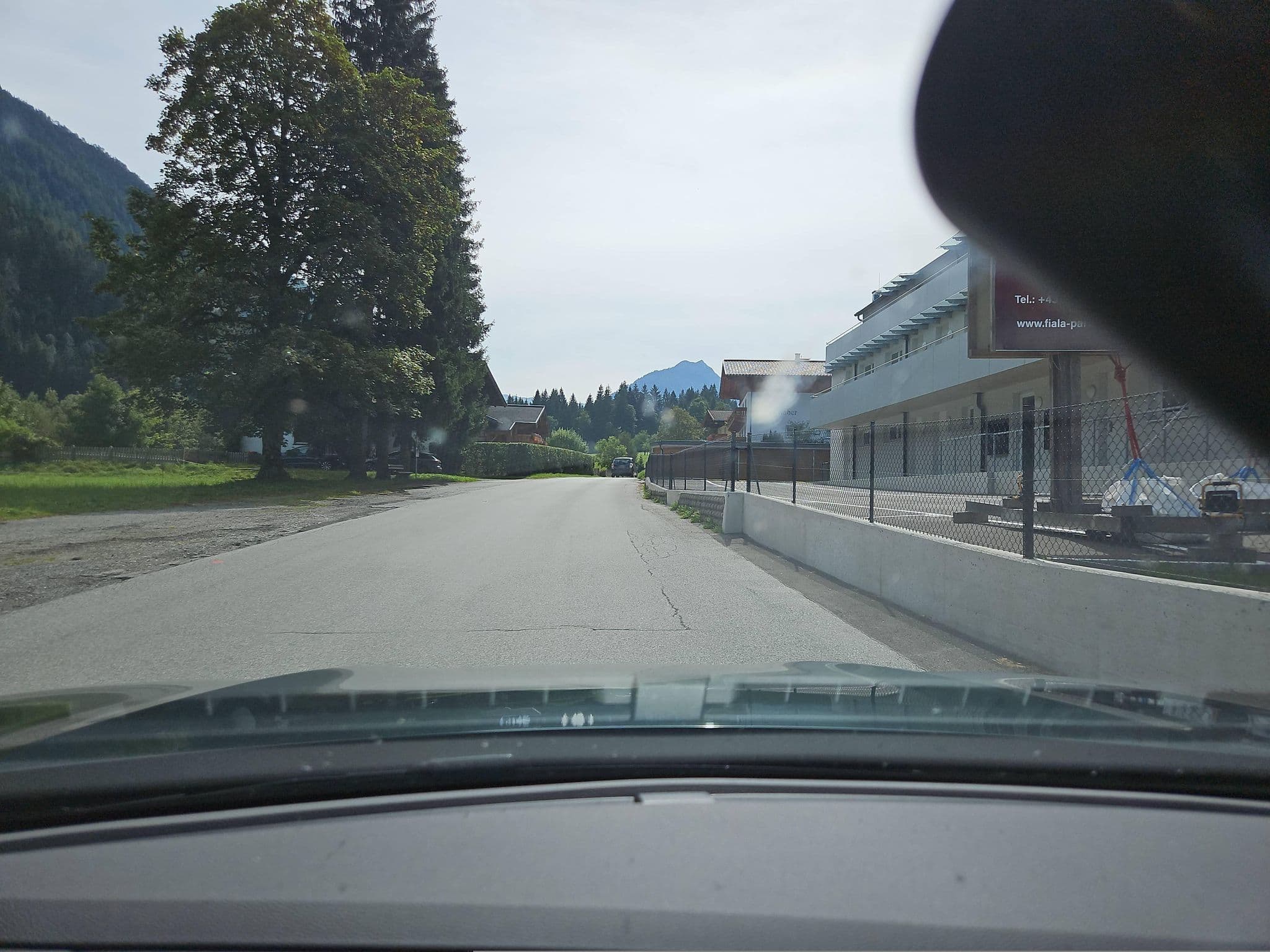 Street view near Haus Sylvia - Obermoser, Hof — © toho (CC BY-SA · Mapillary)