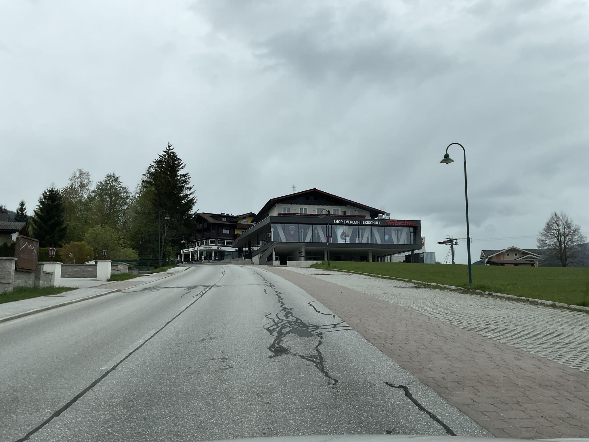 Street view near Pension Dachsteinblick, Schladming — © schladming1 (CC BY-SA · Mapillary)