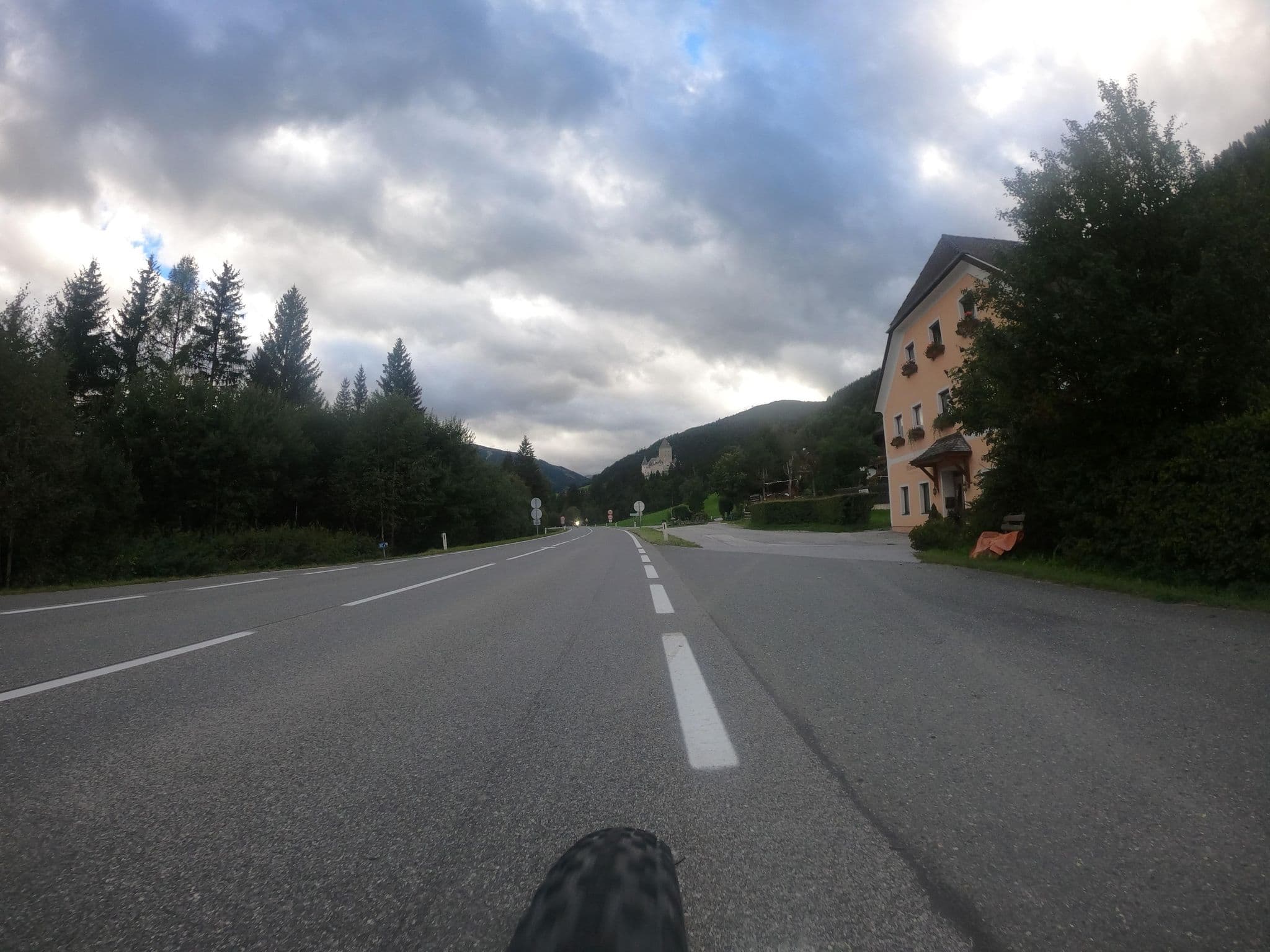 Street view near Gasthaus Mooswirt, Unternberg — © plexi32 (CC BY-SA · Mapillary)