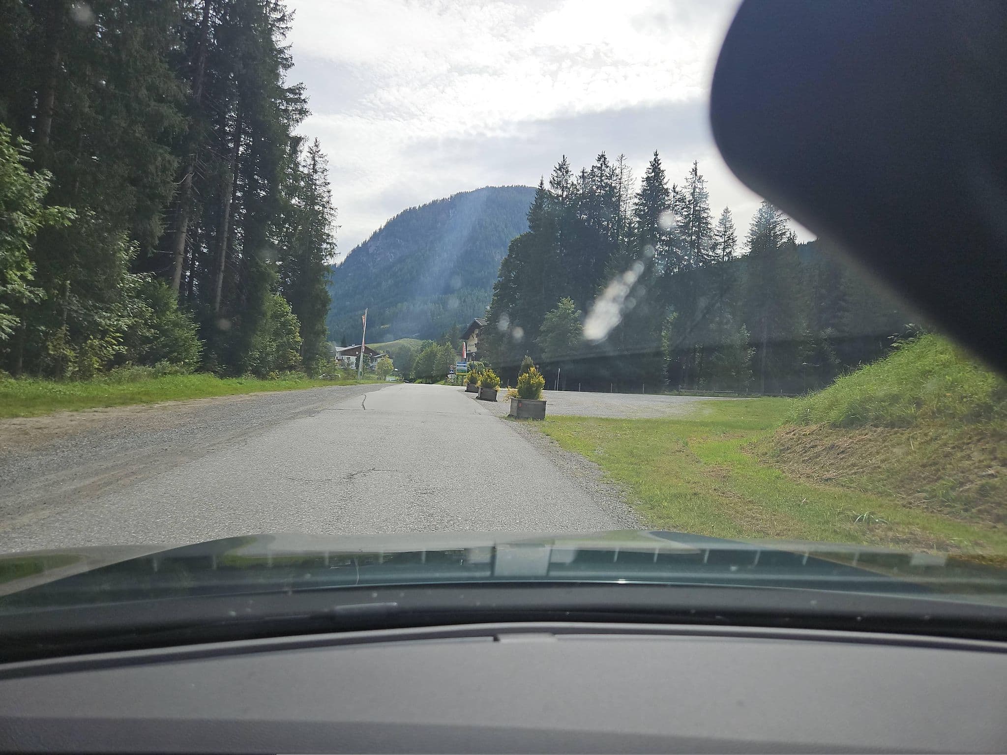 Street view near Haus Seiwald, Hof — © toho (CC BY-SA · Mapillary)