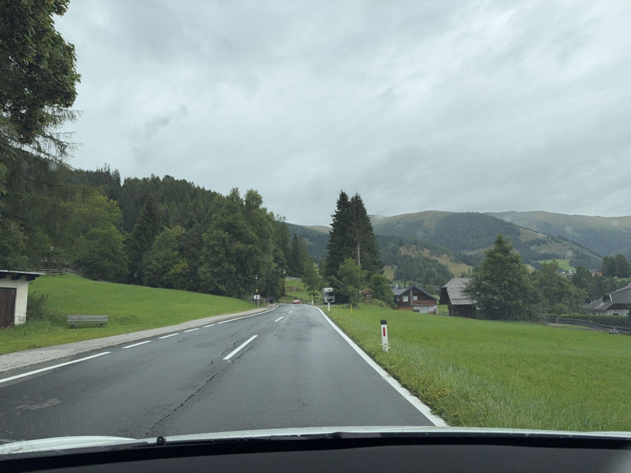 Street view near Appartementhaus Bergland, Radenthein — © ottor (CC BY-SA · Mapillary)