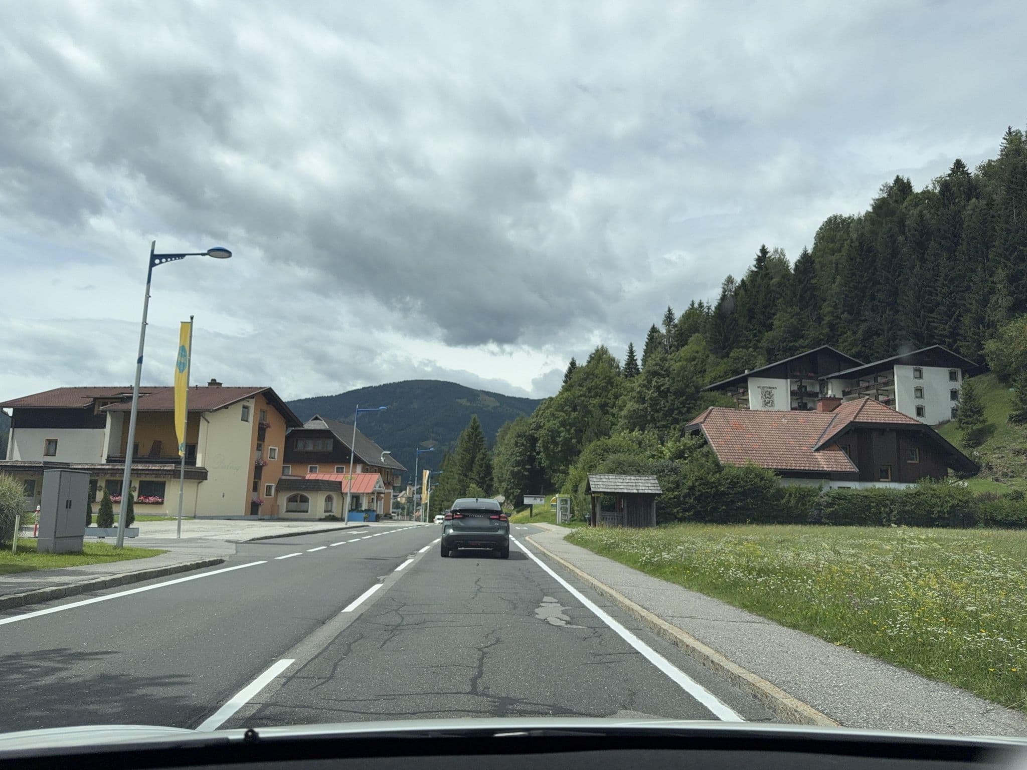 Street view near Andrea Christiane Podesser, Radenthein — © ottor (CC BY-SA · Mapillary)