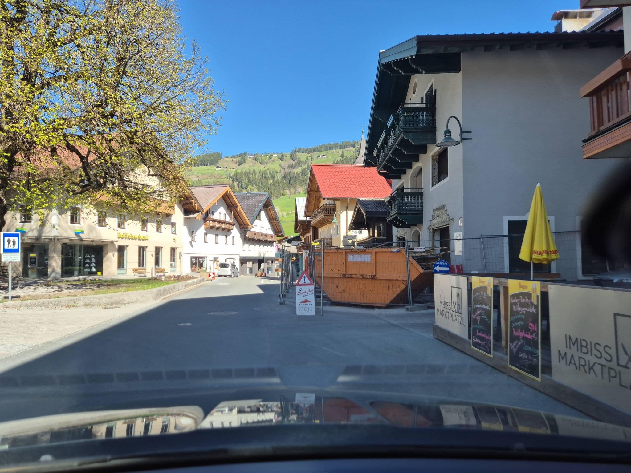 Street view near Frieda Hoeller, Hof — © schermy_at (CC BY-SA · Mapillary)