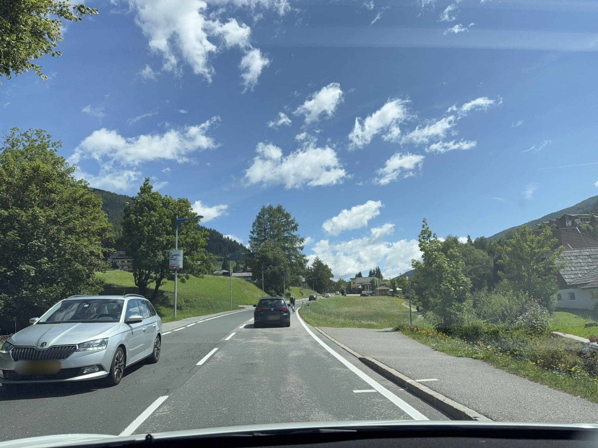 Street view near Ciketto Appartements, Radenthein — © ottor (CC BY-SA · Mapillary)