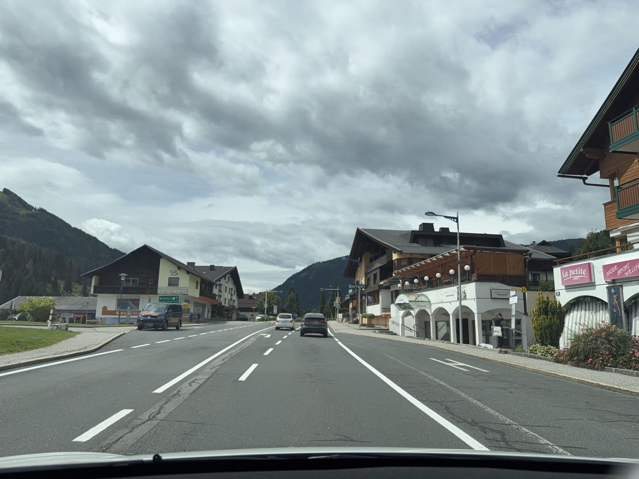Street view near Appartements Pulverer, Radenthein — © ottor (CC BY-SA · Mapillary)