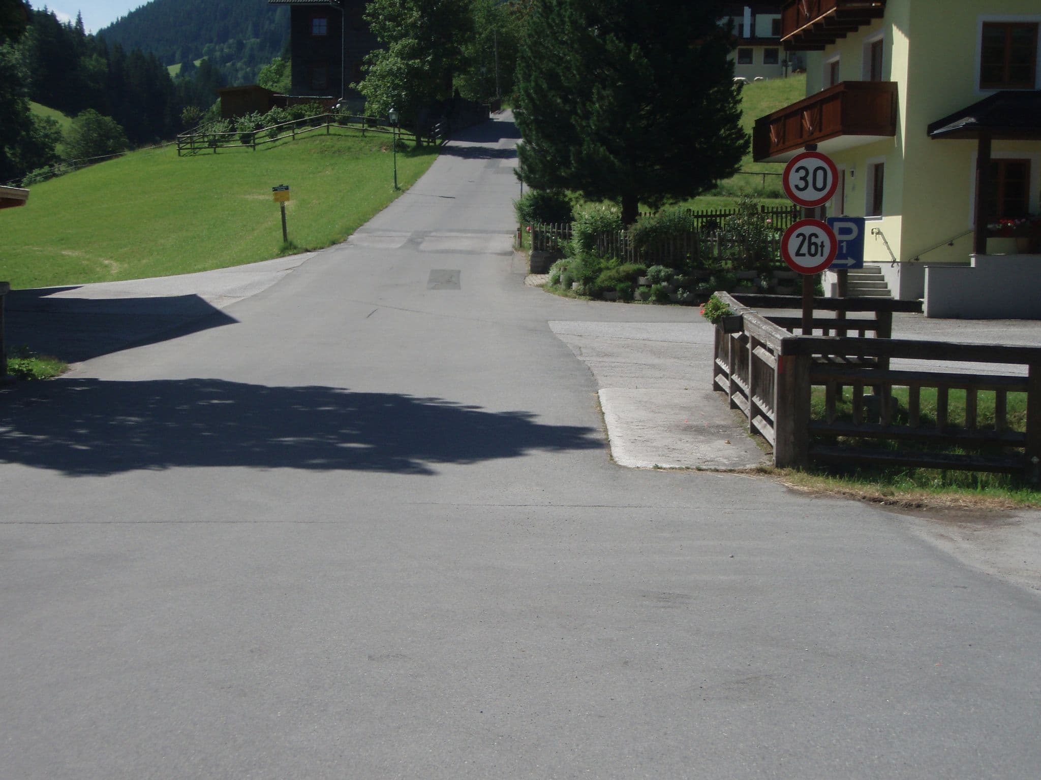 Street view near Gasthof Buchsteiner - Forstauerwirt, Radstadt — © schermy_at (CC BY-SA · Mapillary)